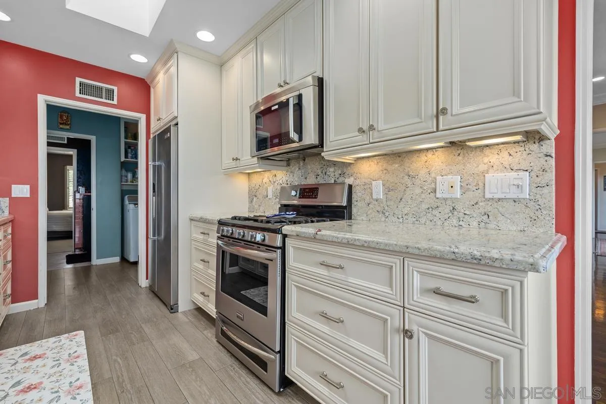 https://cdn.realtyfeed.com/cdn/127/260019166/21a6da1419c3453983450b7cf8a889bb.webp