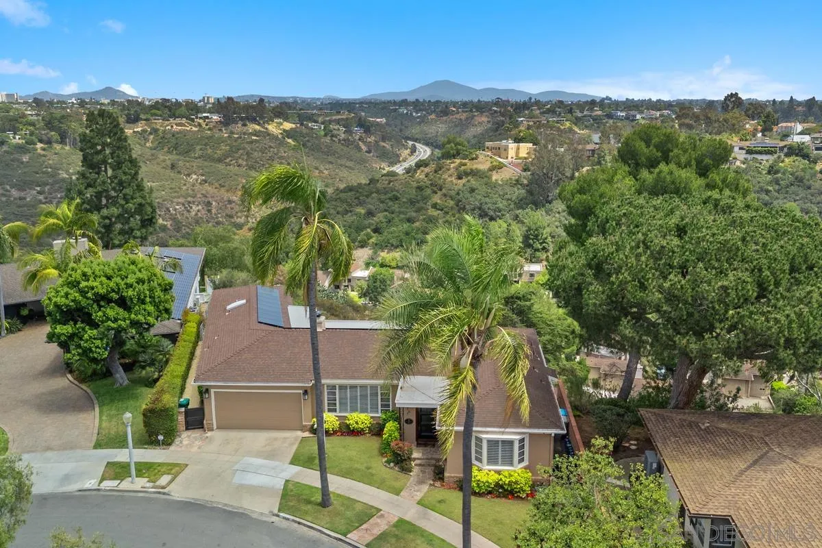 https://cdn.realtyfeed.com/cdn/127/260019166/22adf27f69a8dbdd94677f809757b230.webp