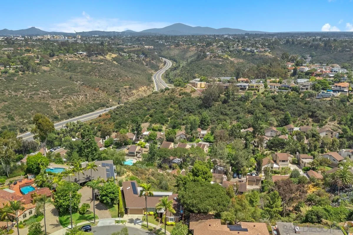 https://cdn.realtyfeed.com/cdn/127/260019166/702e661aa86cf0d8d0a1a3d4f7508ae0.webp
