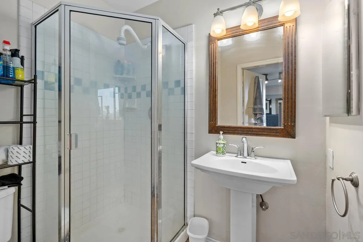https://cdn.realtyfeed.com/cdn/127/260019166/7361687995d99c9a2ce38d146bf982bd.webp