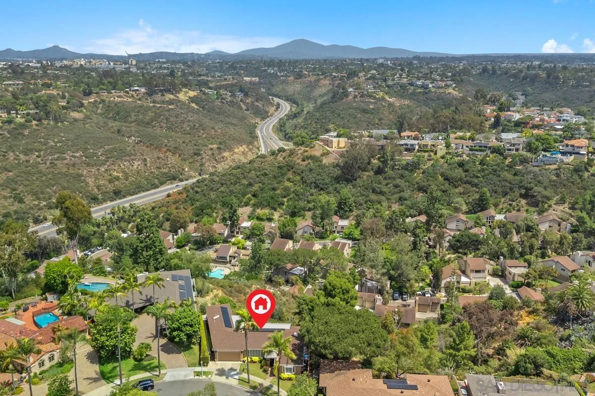https://cdn.realtyfeed.com/cdn/127/260019166/7f6cb73273c8d28dd98e224831dd7791.webp