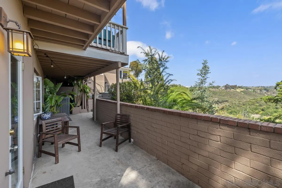 https://cdn.realtyfeed.com/cdn/127/260019166/b3146d5d9bdeb10afc23f5a5bcff3cdd.webp