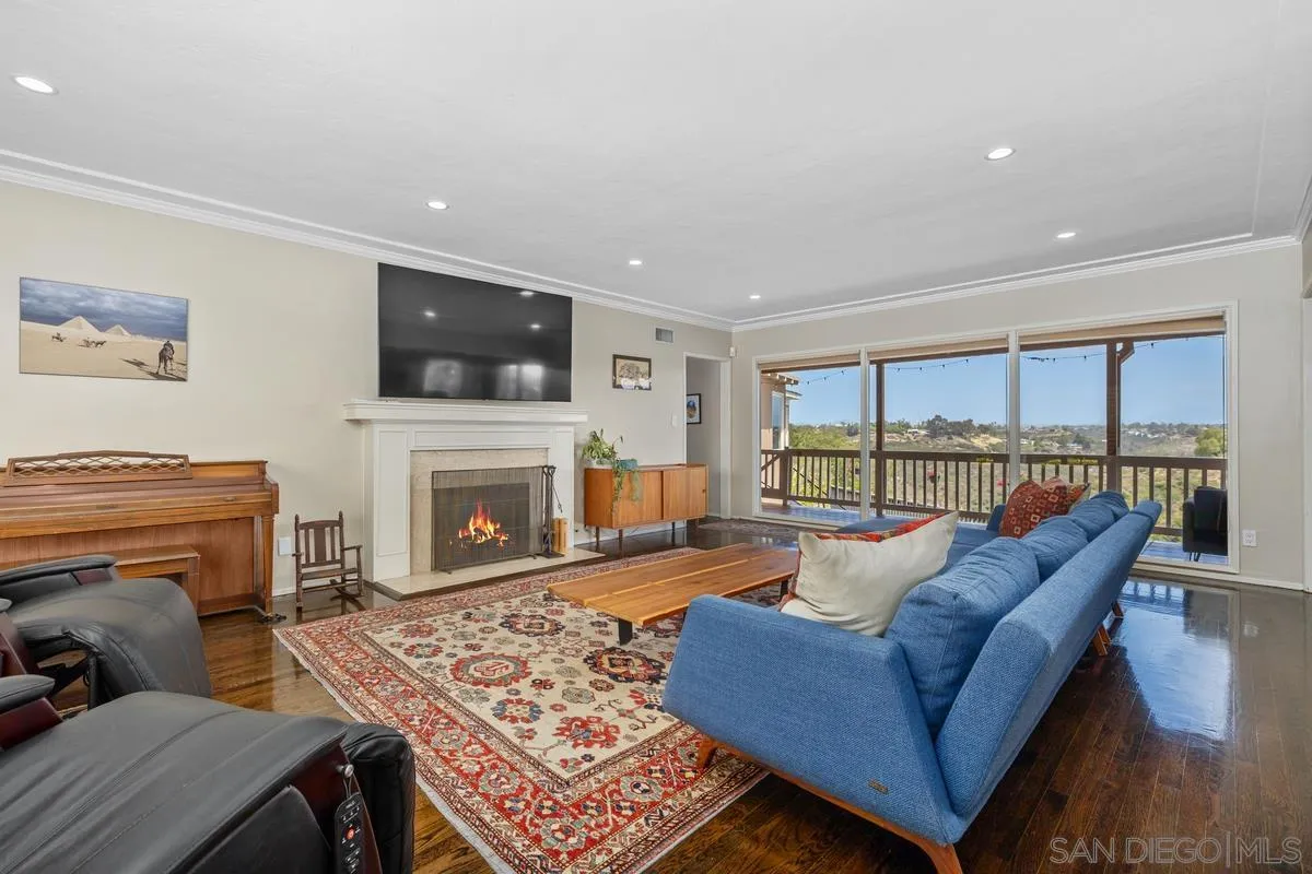 https://cdn.realtyfeed.com/cdn/127/260019166/b35a20dfc37b1e111abf550ae9f94ccd.webp