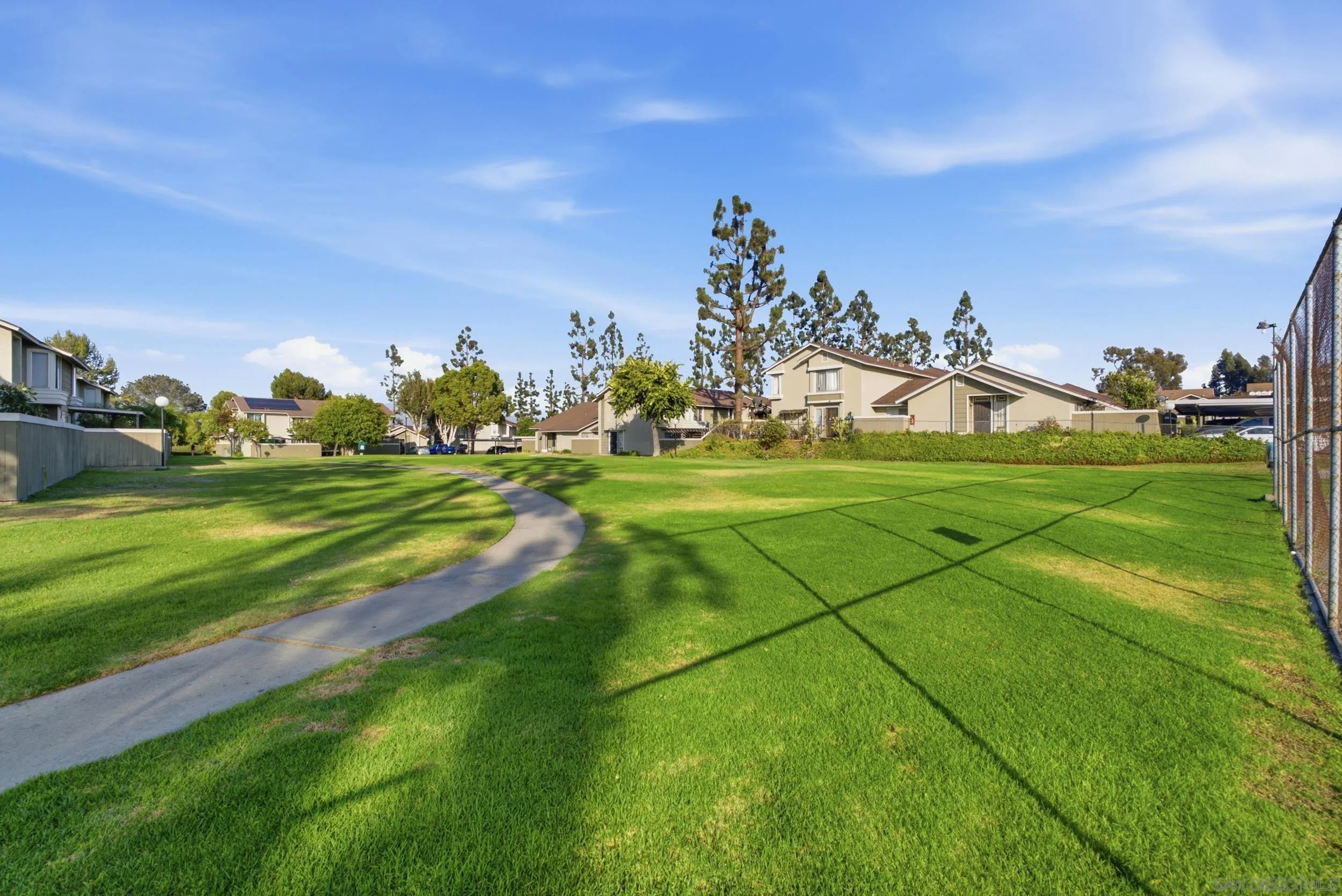 Photo #33: 260019167 Listing: Photo #33