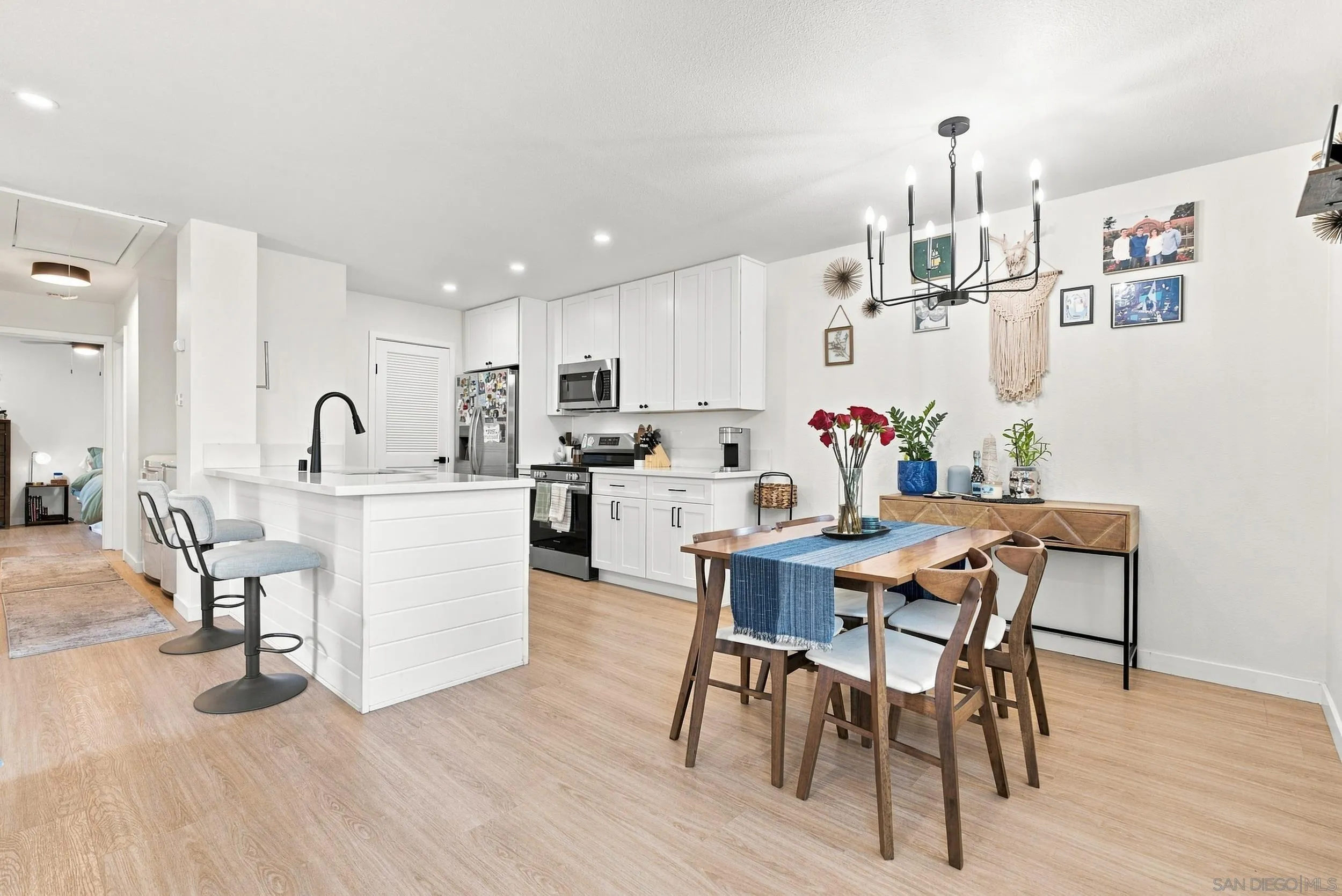 Photo #12: 260019167 Listing: Photo #12