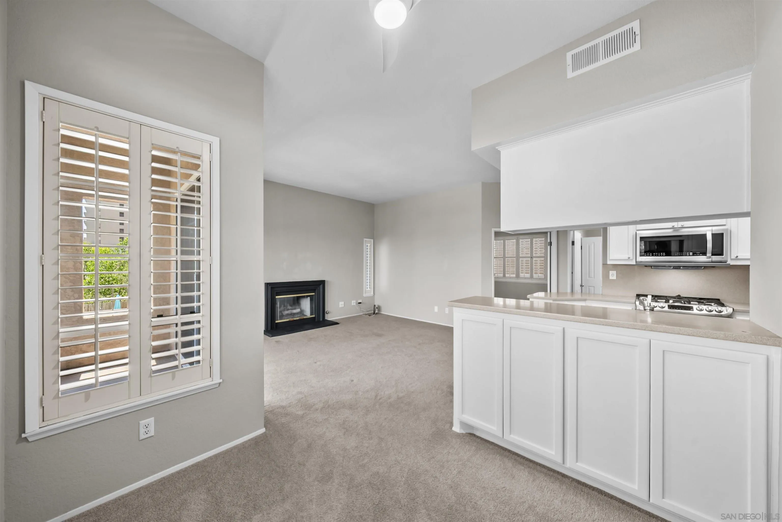Photo #9: 260019174 Listing: Photo #9