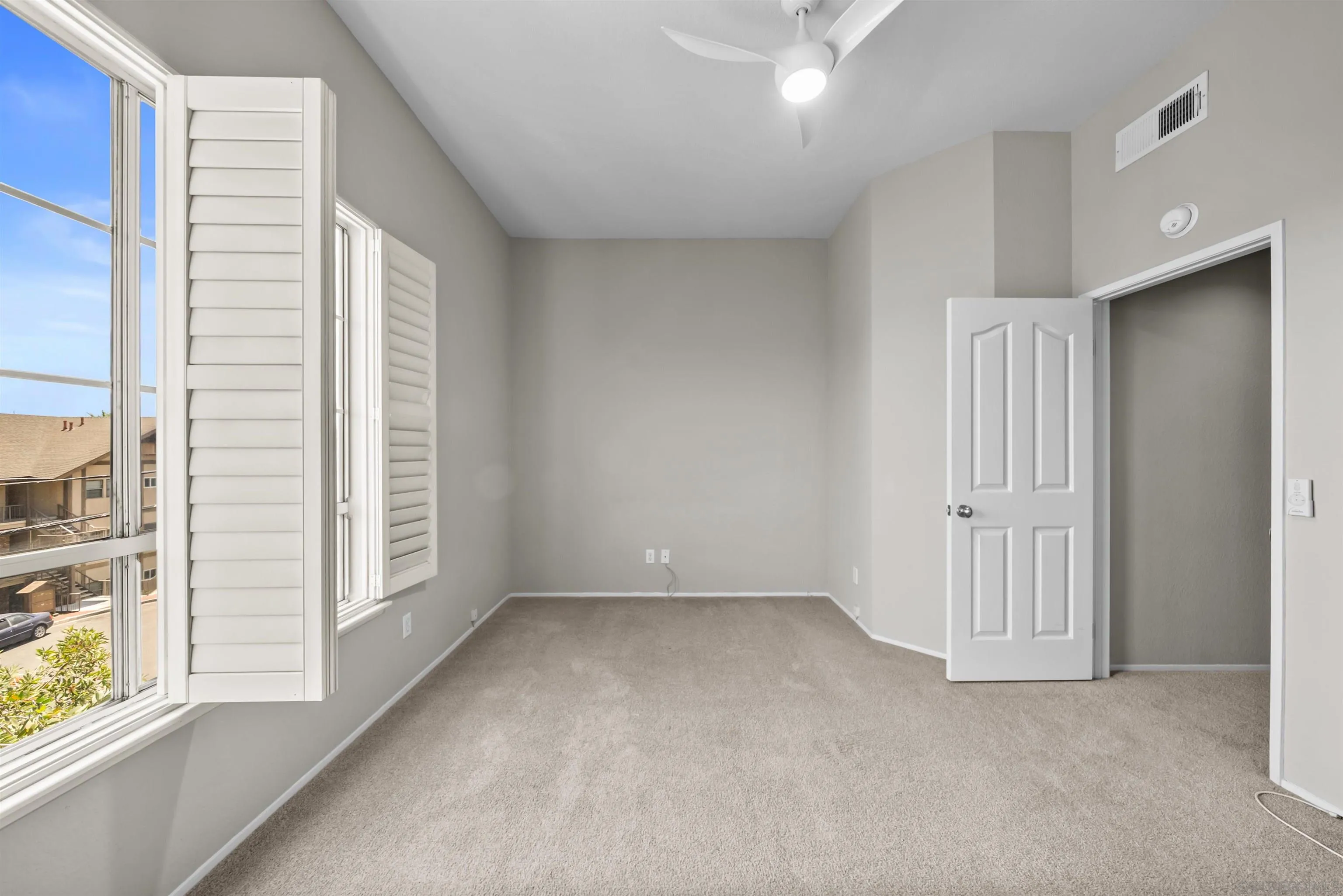 Photo #13: 260019174 Listing: Photo #13