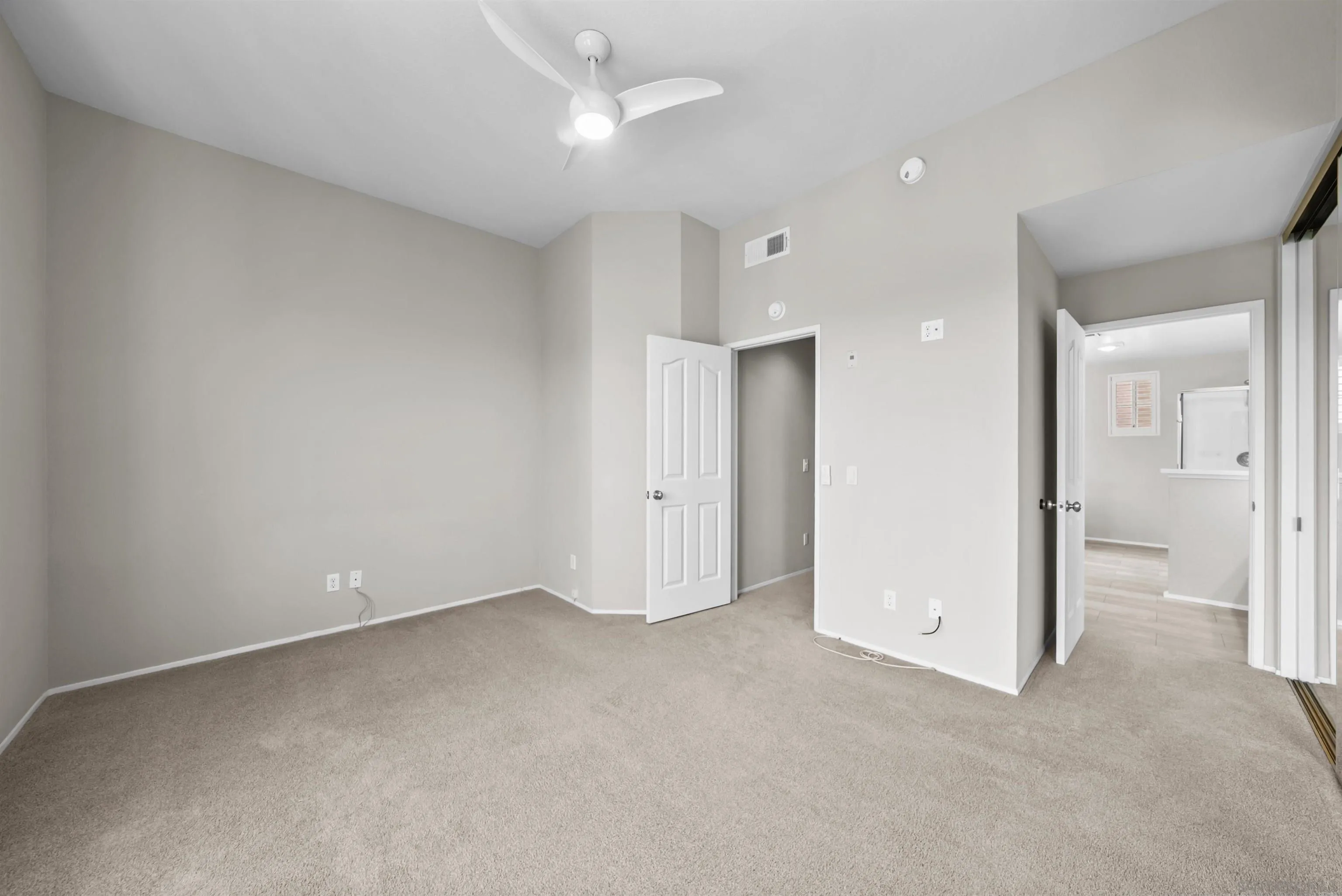 Photo #16: 260019174 Listing: Photo #16