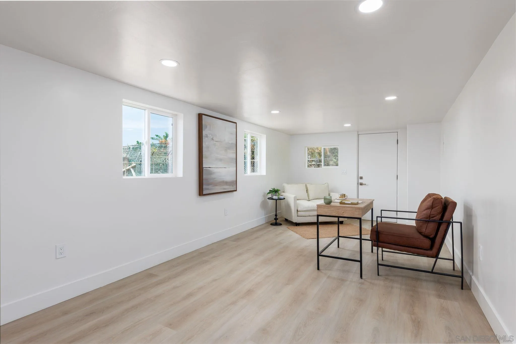 https://cdn.realtyfeed.com/cdn/127/260019175/061c0567703e118db01372b2ecb20cbd.webp