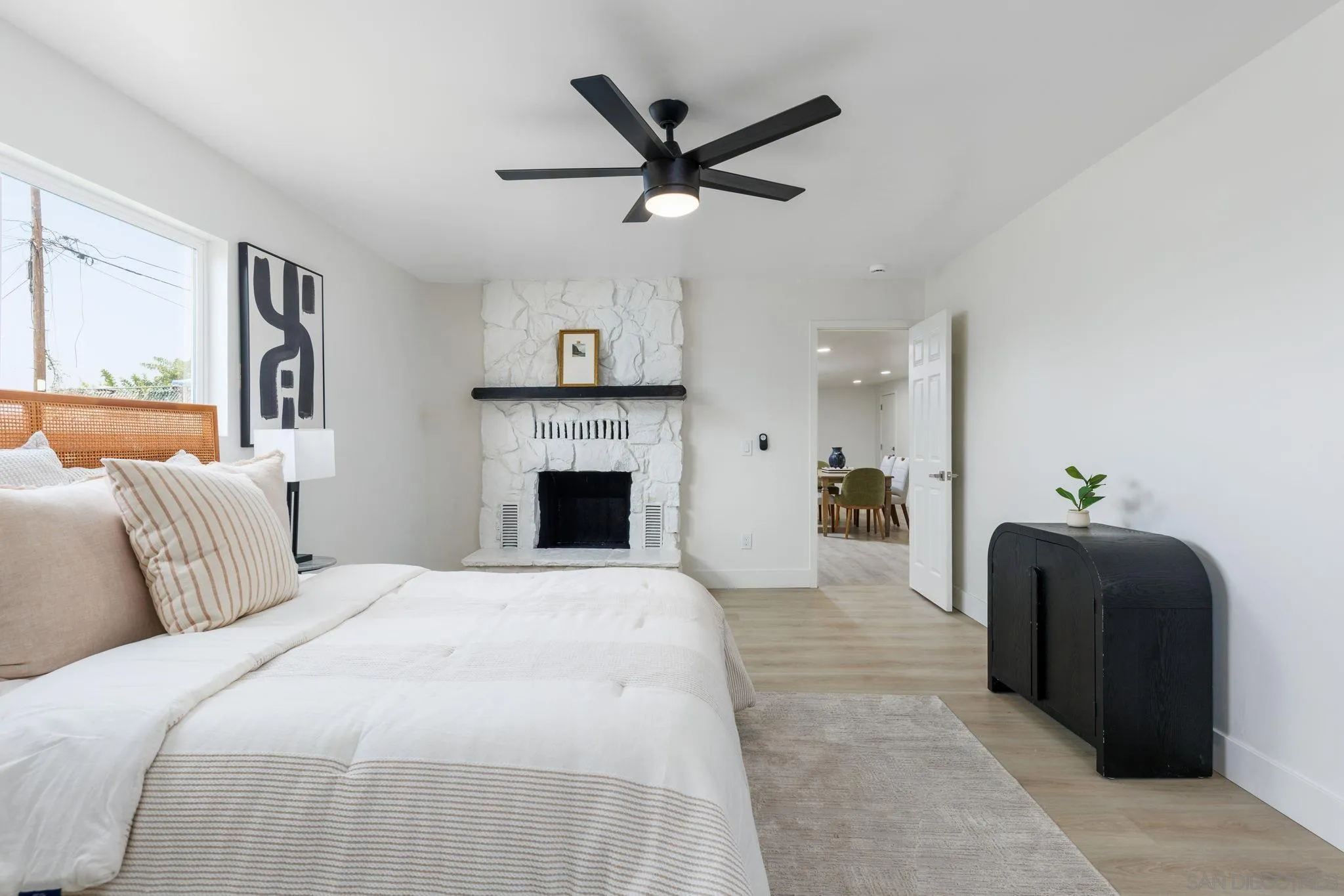 https://cdn.realtyfeed.com/cdn/127/260019175/3f41113d858b5b8613967e0fd78ffeaa.webp