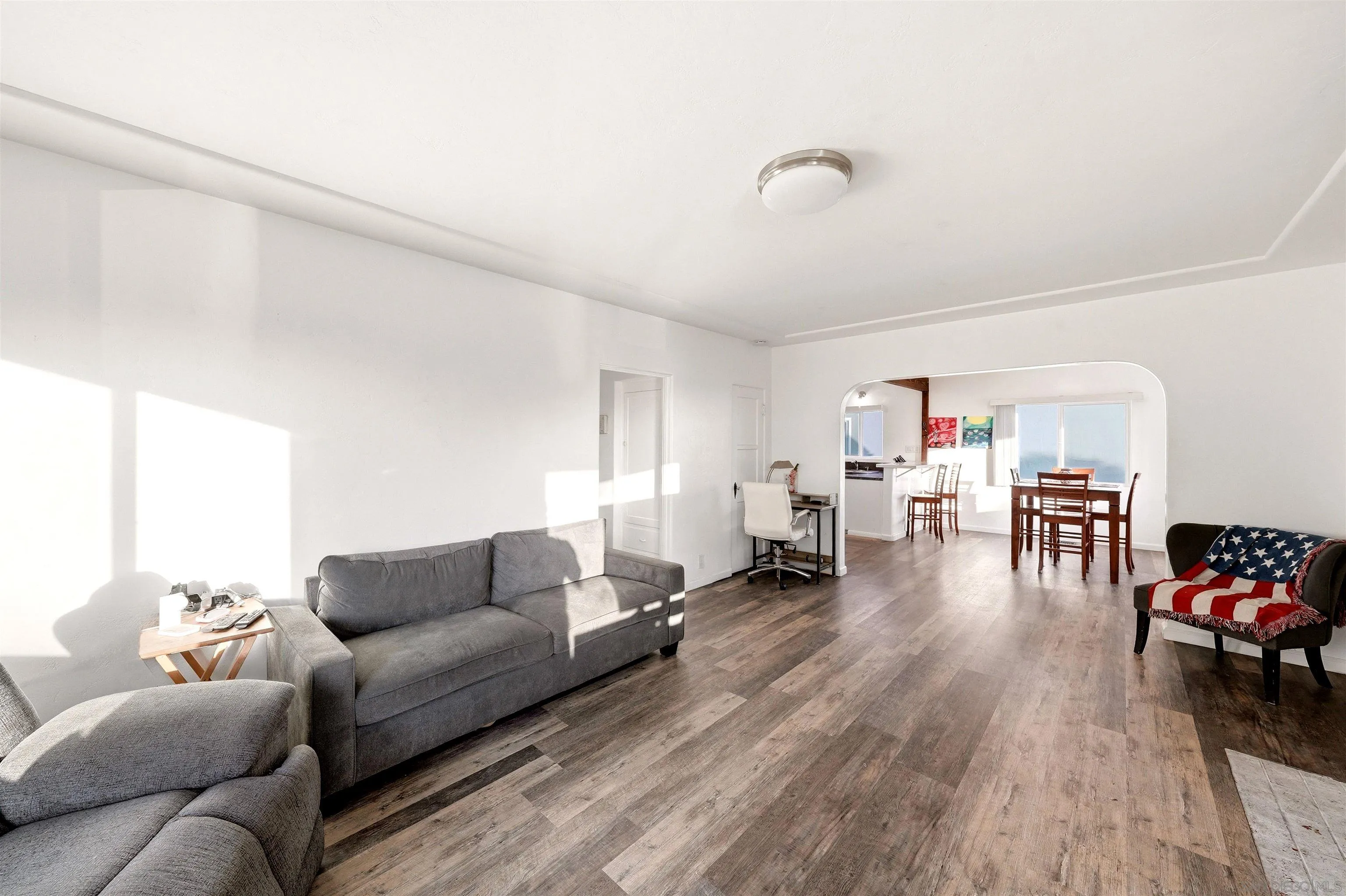 https://cdn.realtyfeed.com/cdn/127/260019178/76595238ddb48a46fbf4340e7ab52276.webp