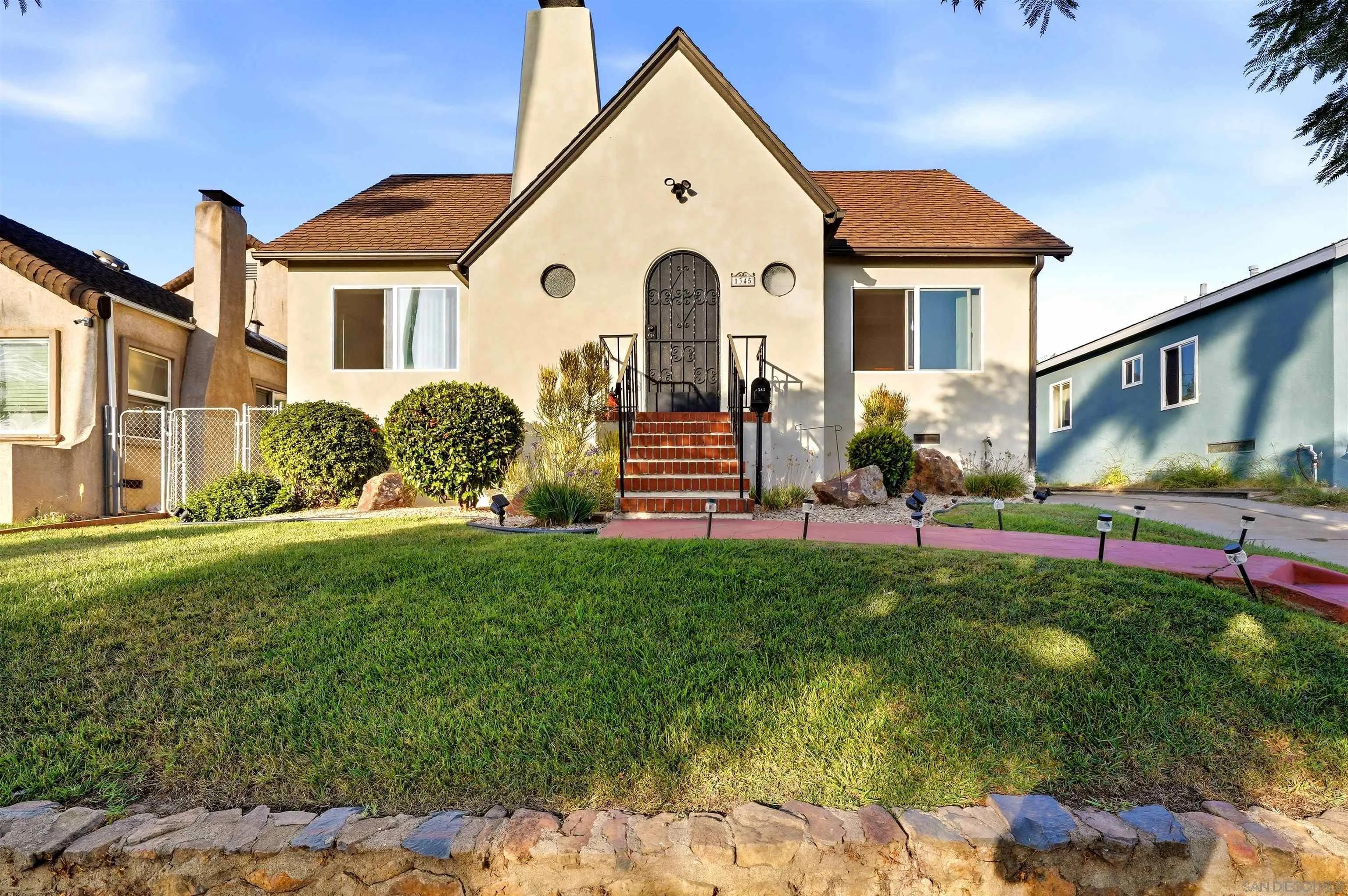 1345 I Ave