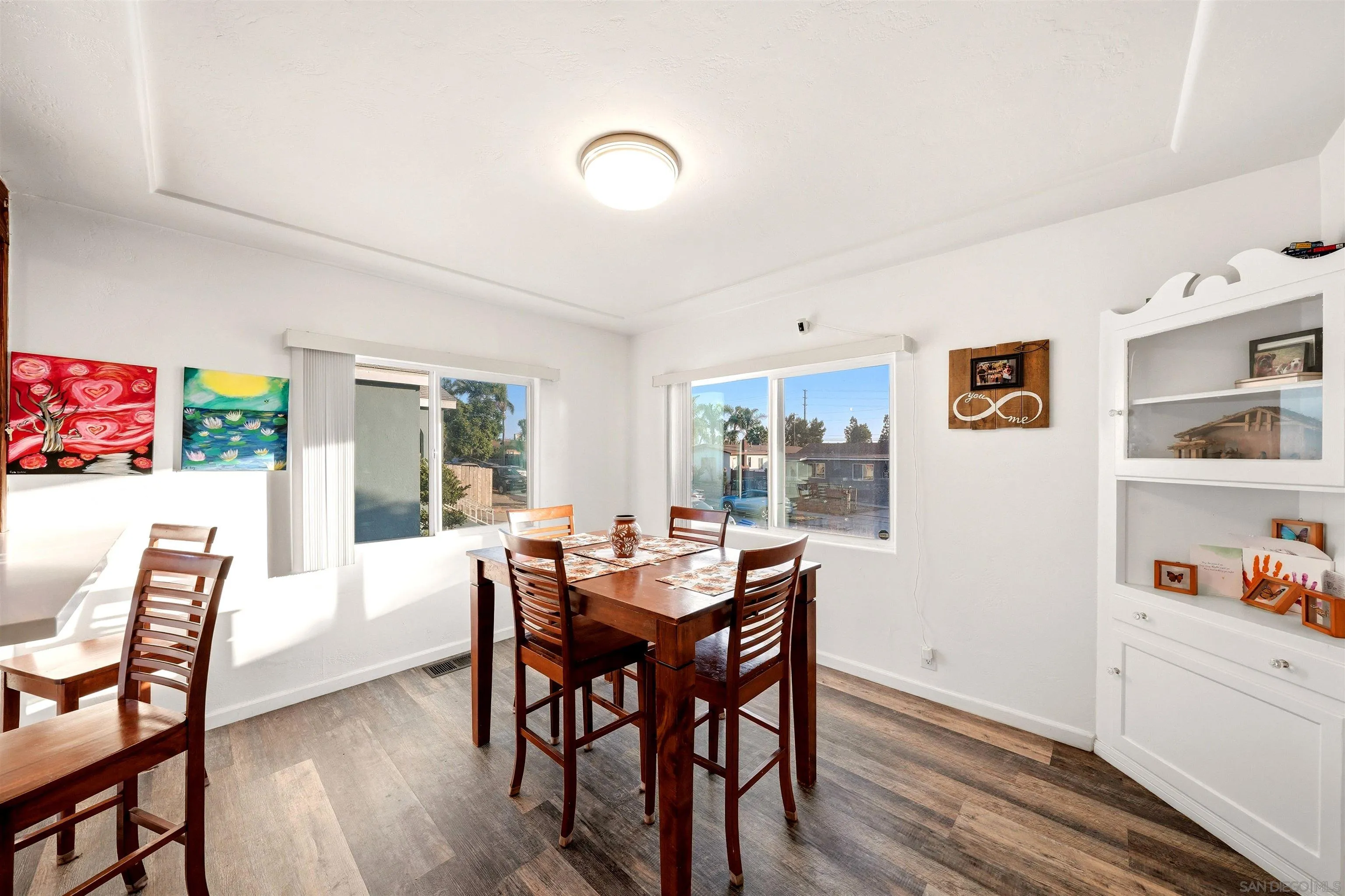 https://cdn.realtyfeed.com/cdn/127/260019178/e3799e0f990c20405e617049872a9a56.webp