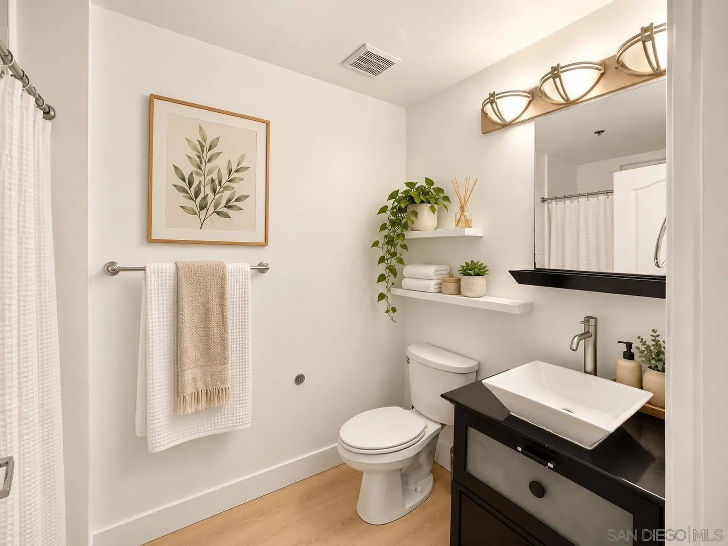 https://cdn.realtyfeed.com/cdn/127/260019179/99e13d7f59adbb421a4e148612ce6113.webp