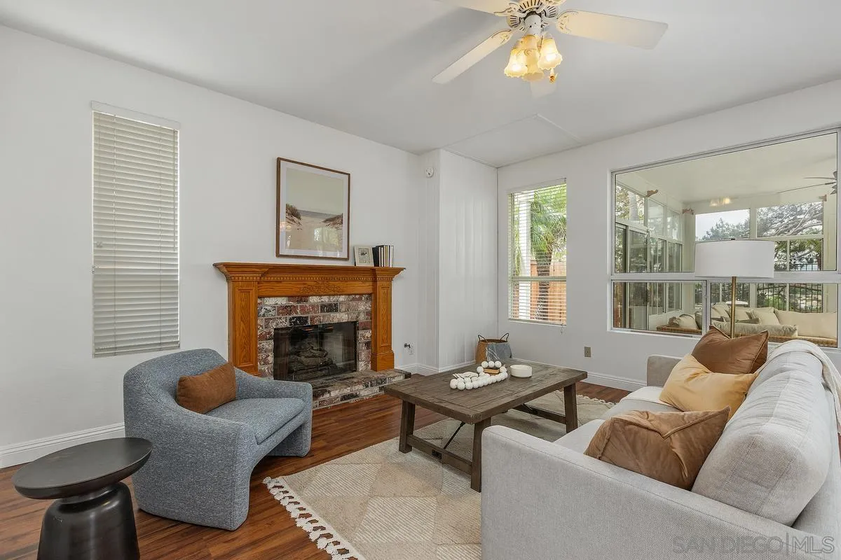 https://cdn.realtyfeed.com/cdn/127/260019181/0fa1b9f2cea2bef143f4e4eb3f19b491.webp