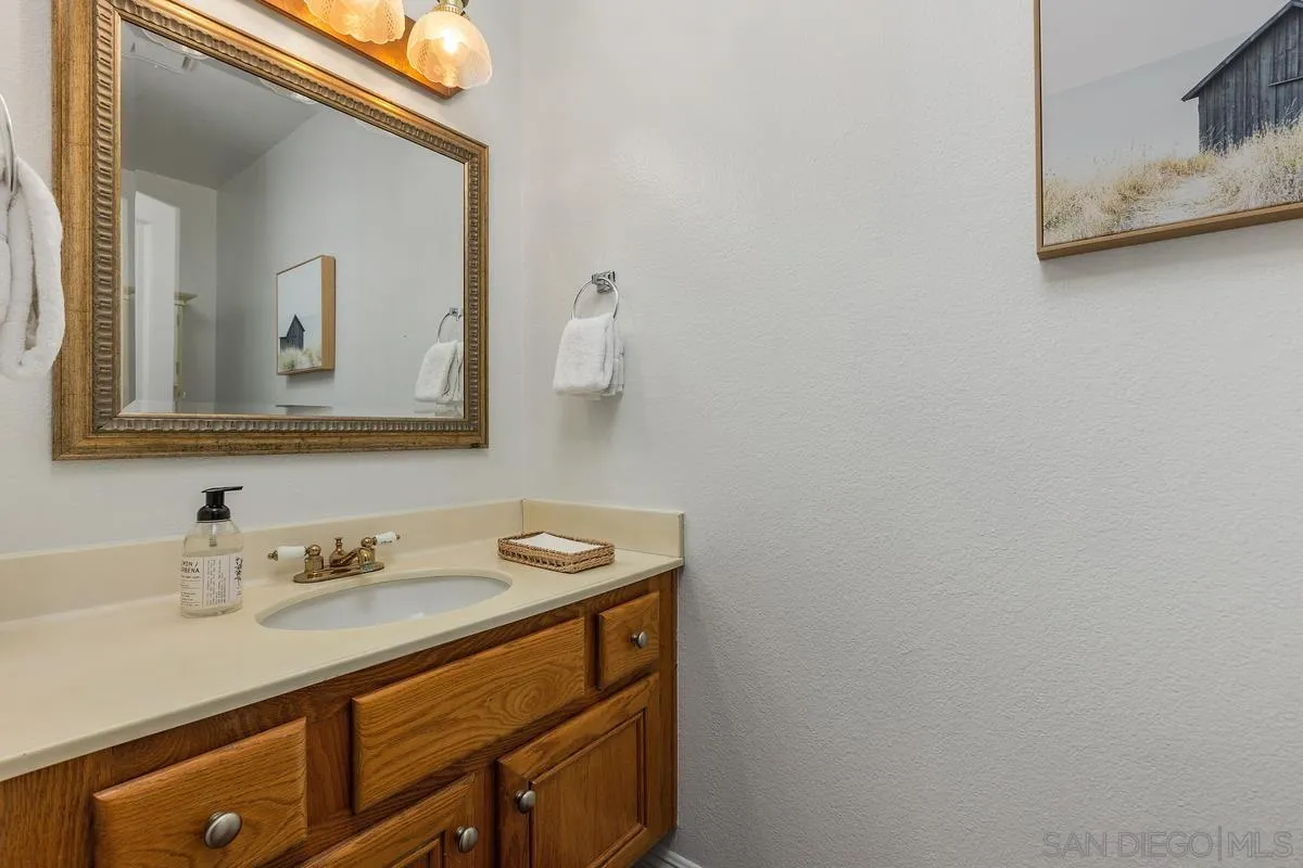 https://cdn.realtyfeed.com/cdn/127/260019181/265ac21f5907d2db99d0cca43965aa1f.webp