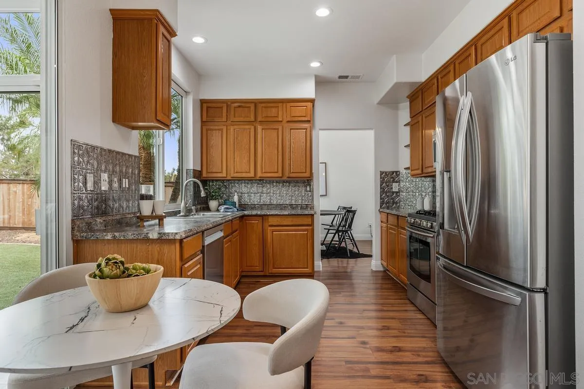 https://cdn.realtyfeed.com/cdn/127/260019181/daa9a726776b7d53a1473ccbdbaa6993.webp