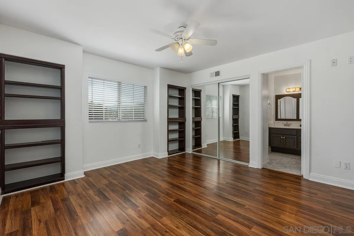 https://cdn.realtyfeed.com/cdn/127/260019181/dbc78746a270db8a12d9d6fe9eefc5ad.webp