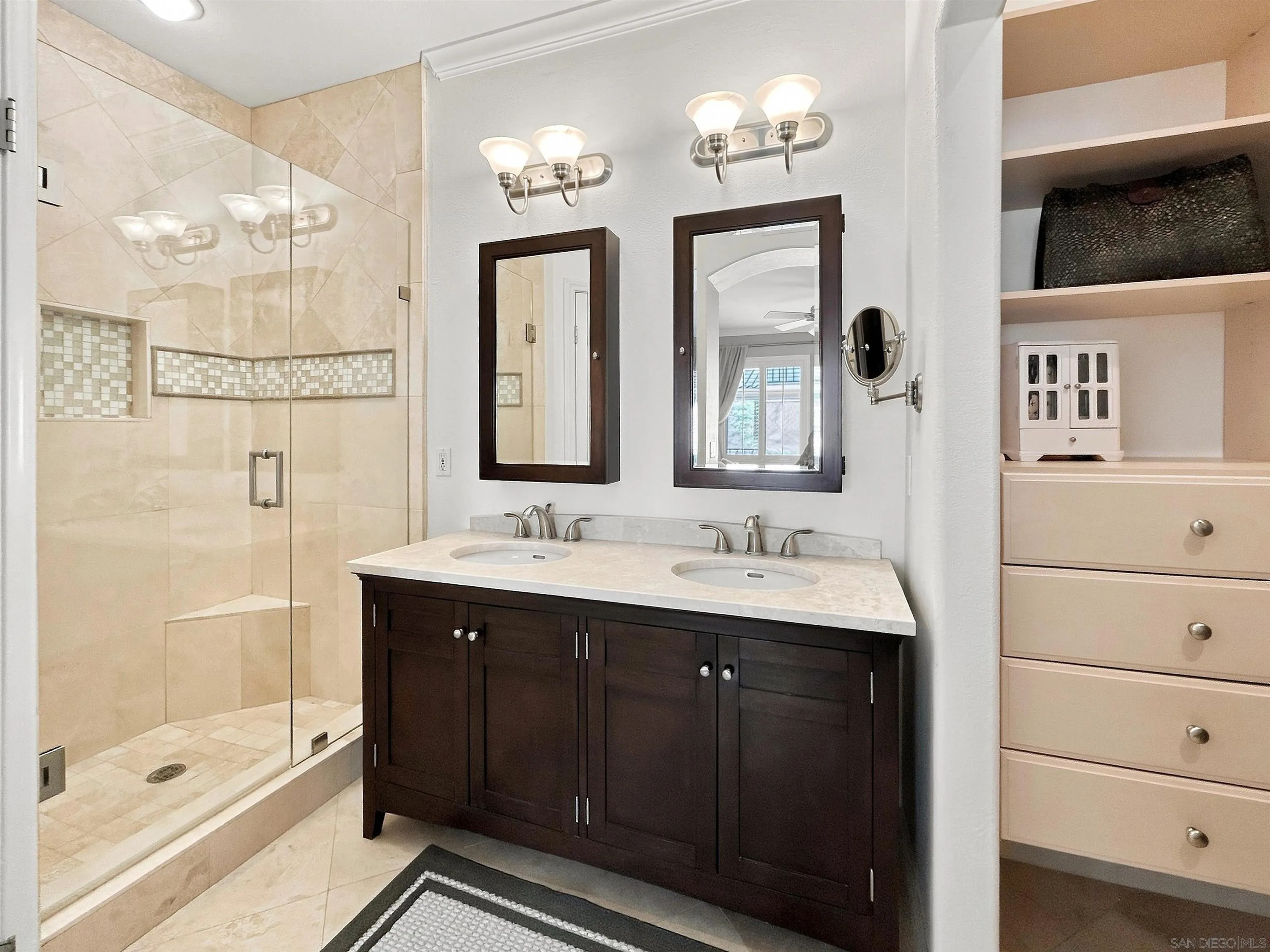 Photo #12: 260019182 Listing: Photo #12