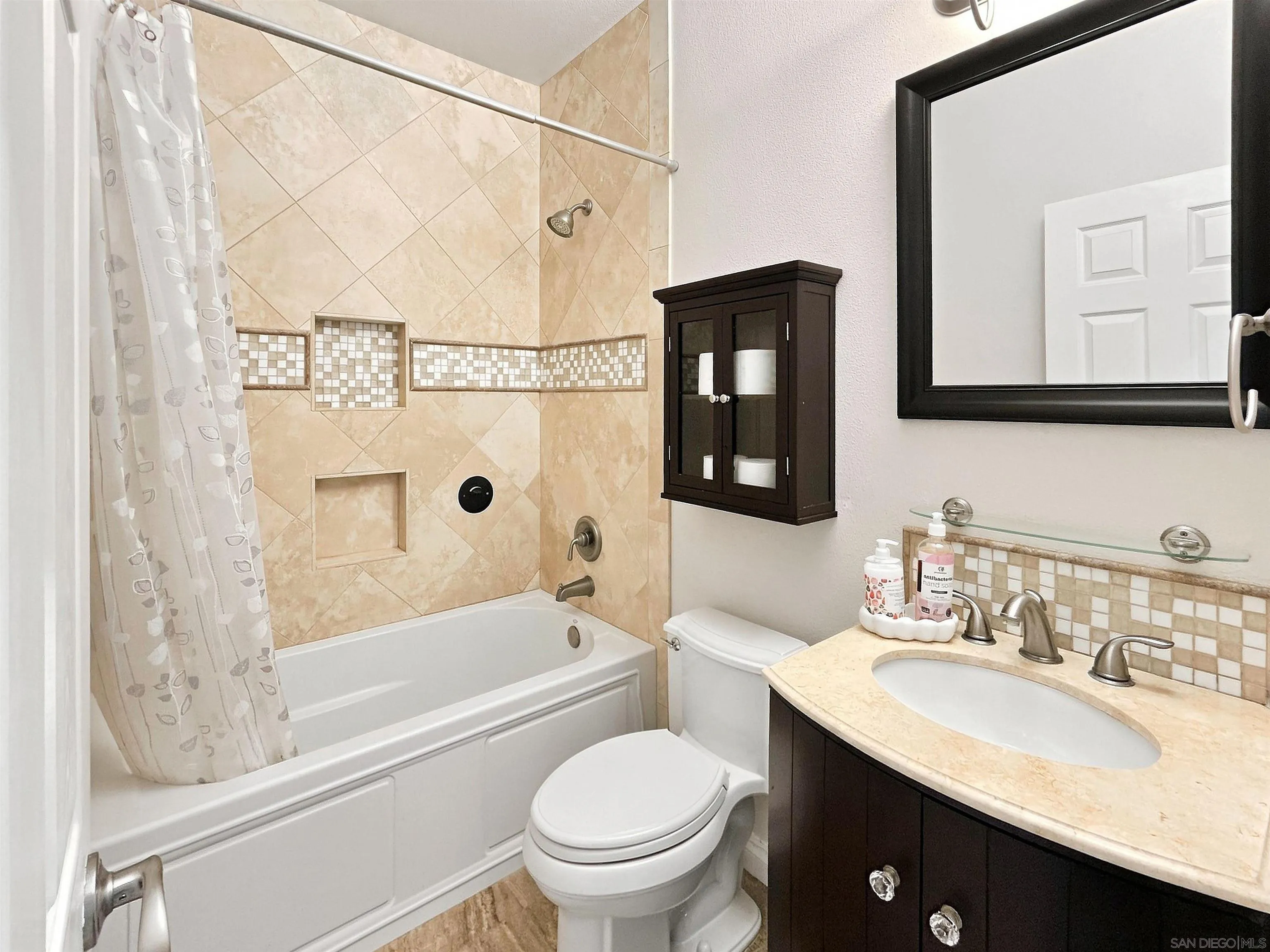 Photo #15: 260019182 Listing: Photo #15