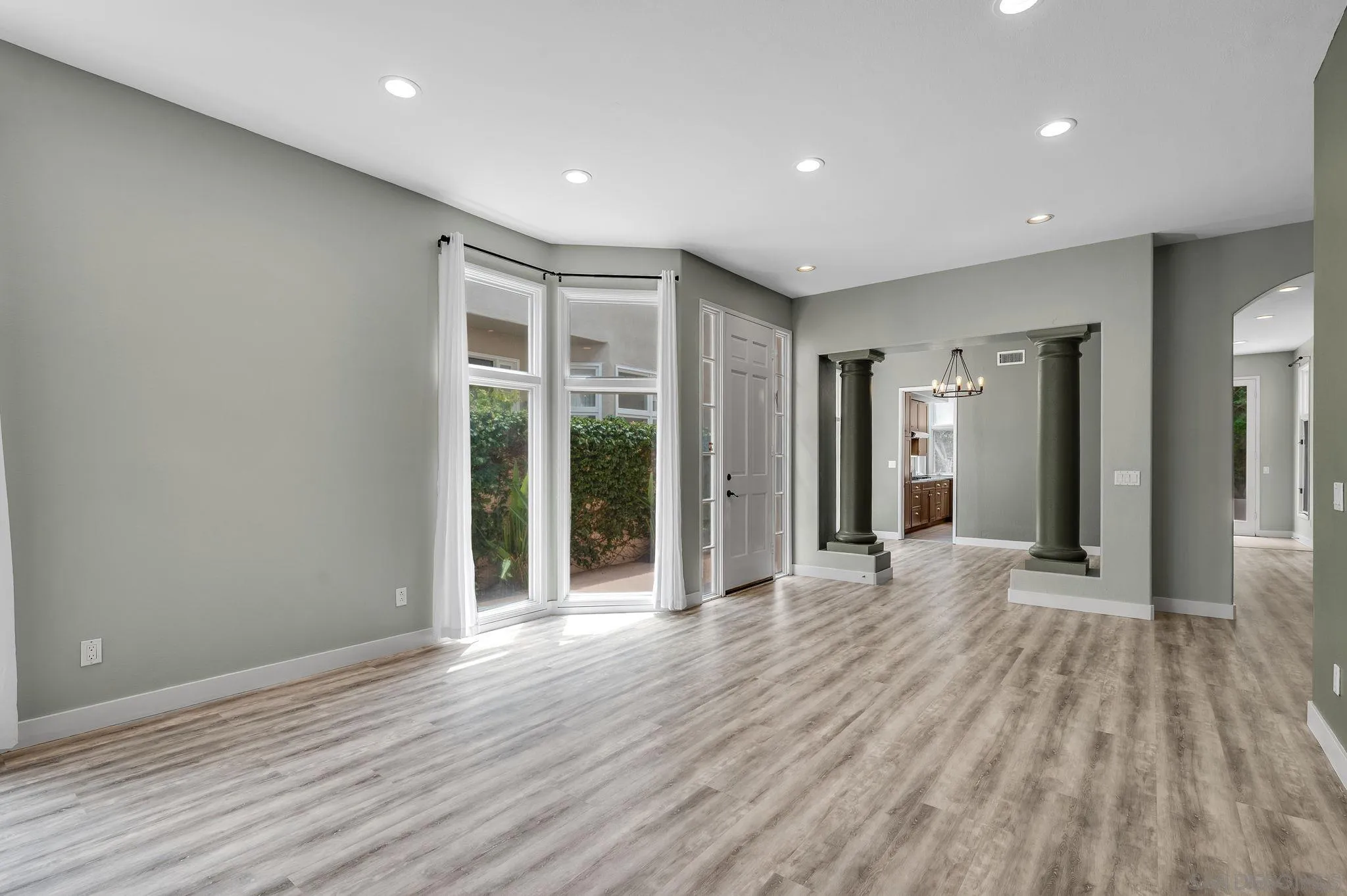 Photo #8: 260019183 Listing: Photo #8