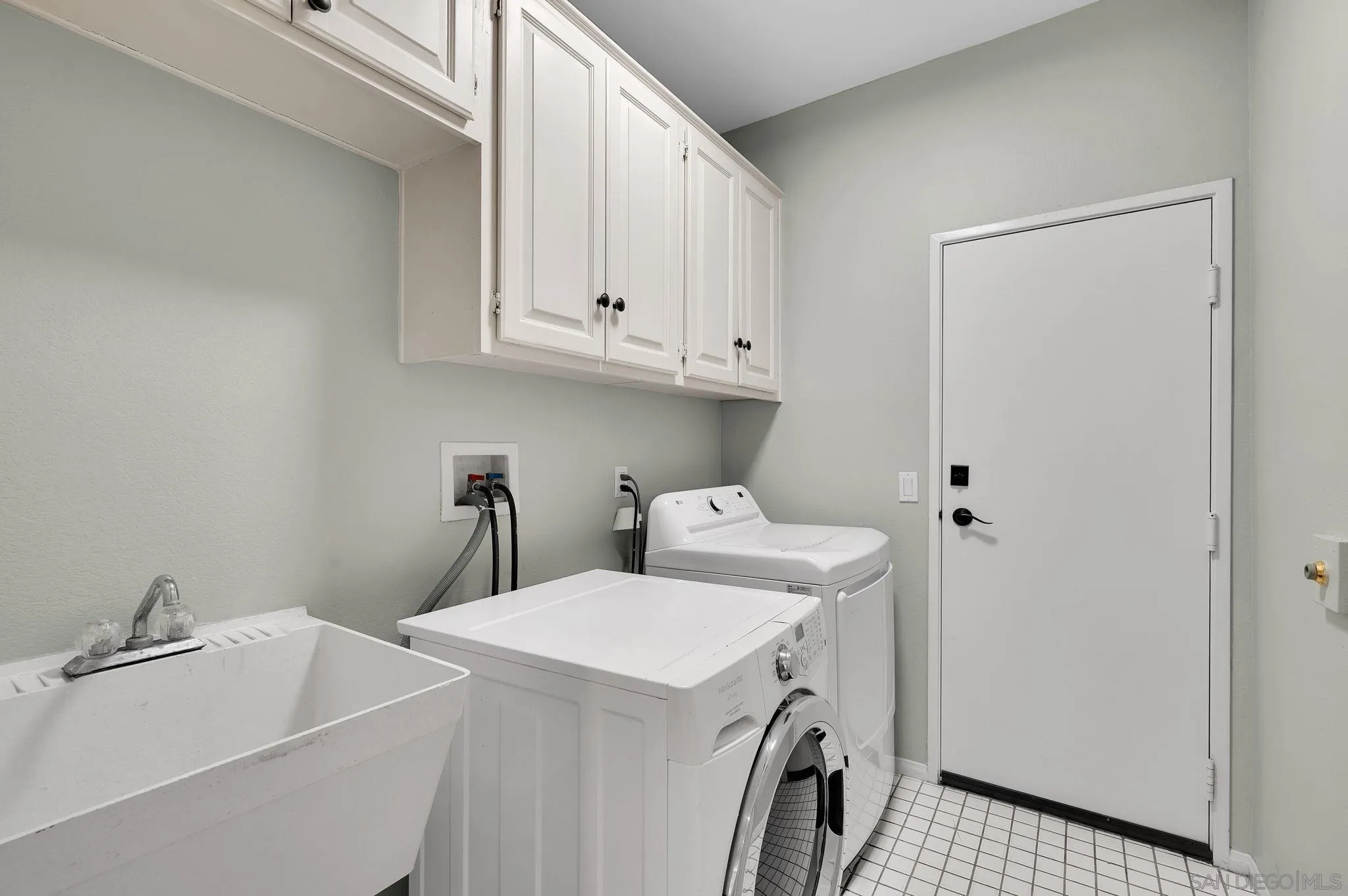 Photo #36: 260019183 Listing: Photo #36