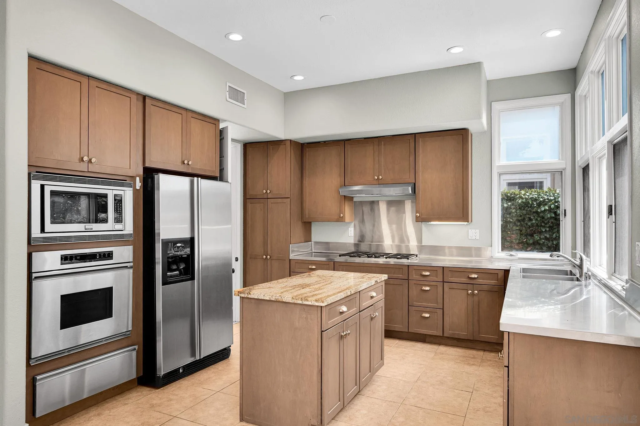 Photo #13: 260019183 Listing: Photo #13