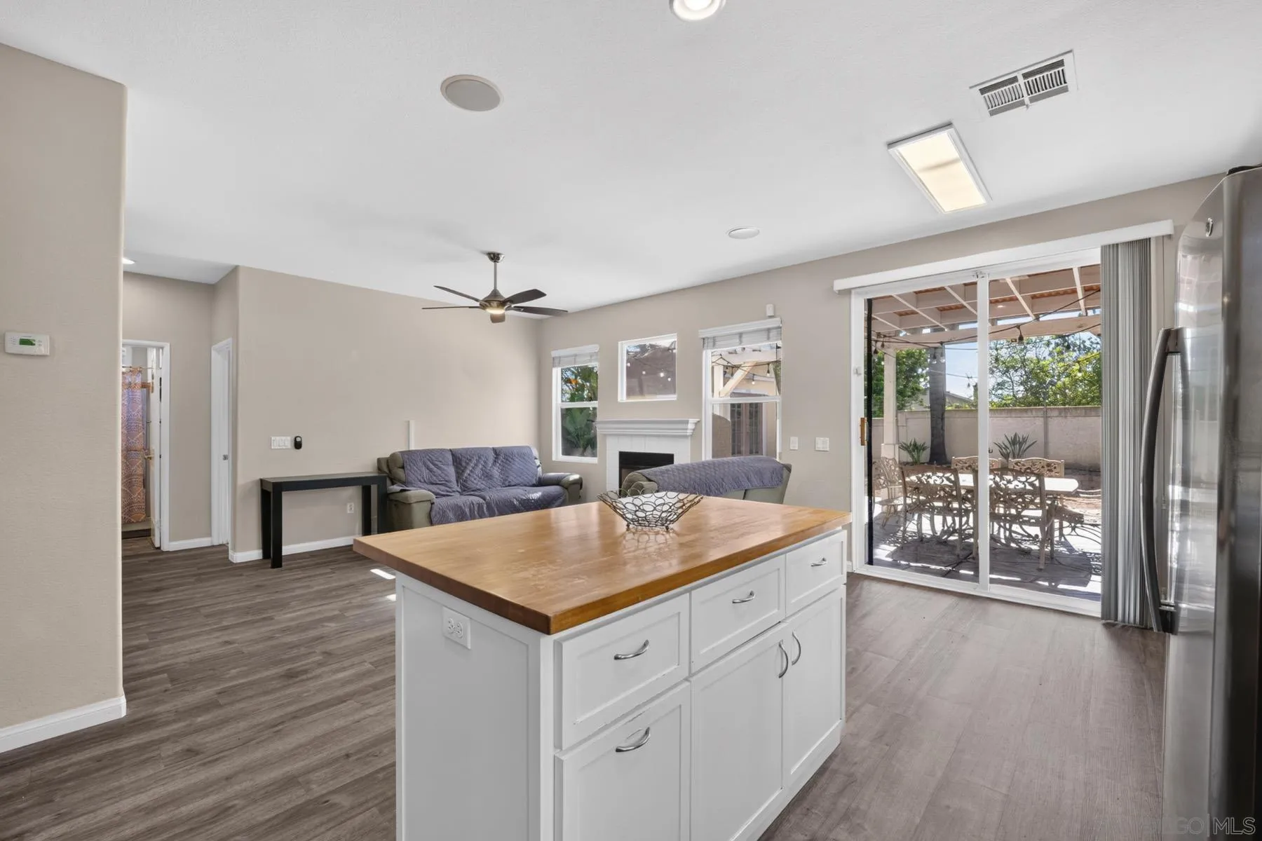 https://cdn.realtyfeed.com/cdn/127/260019186/387effef3ed3a010b9bf1c45c8849e4a.webp