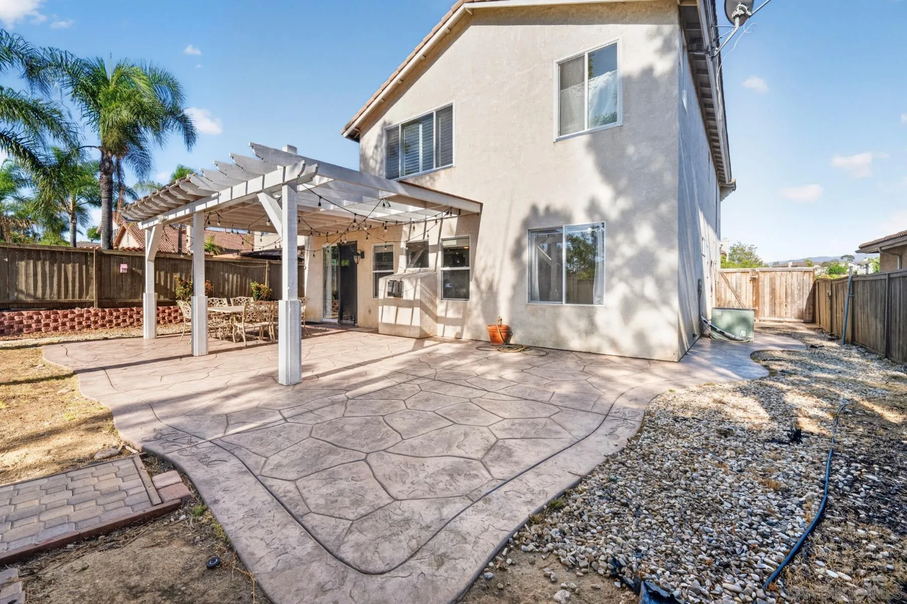 https://cdn.realtyfeed.com/cdn/127/260019186/462bd49b41e849c75045006f8691740f.webp