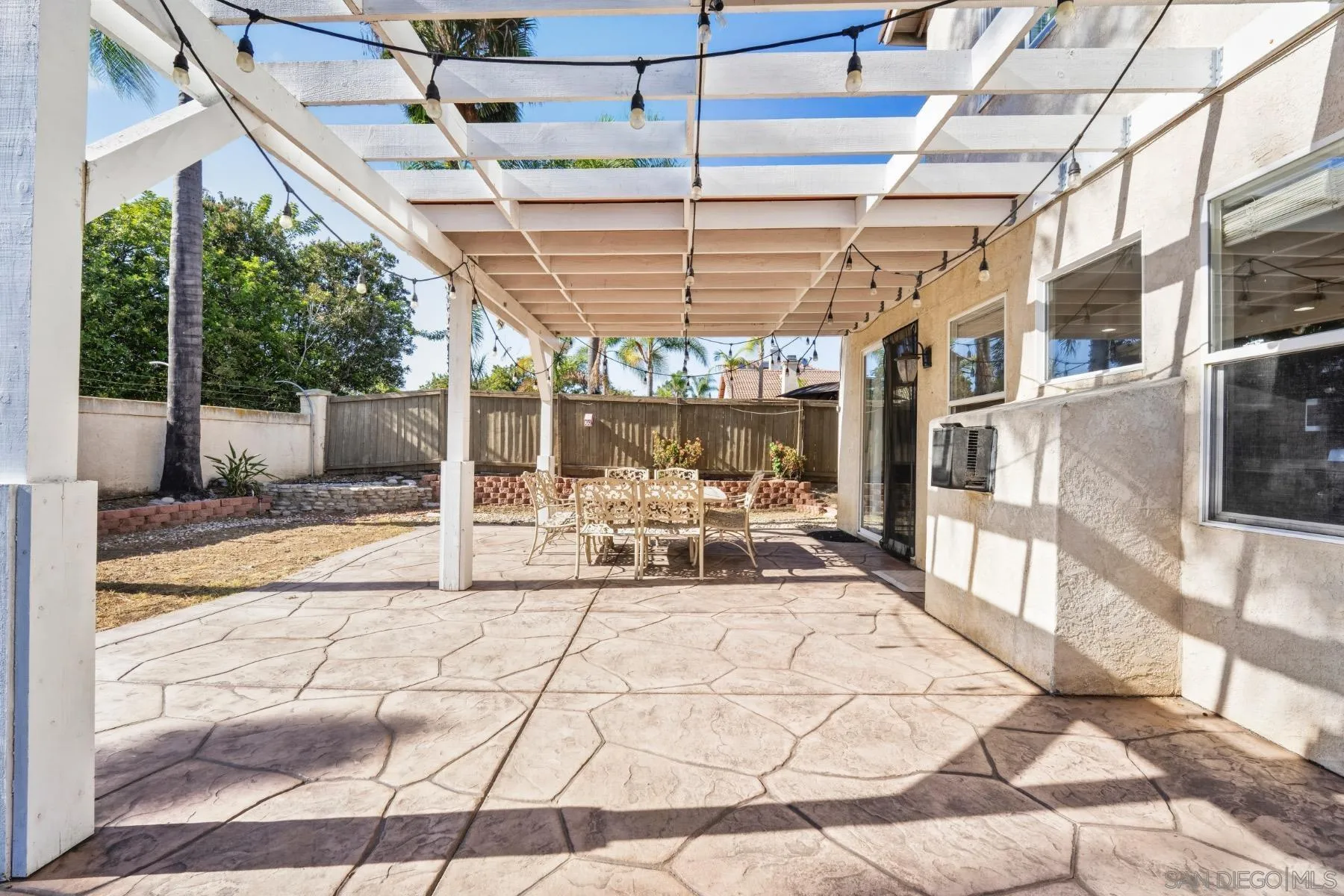 https://cdn.realtyfeed.com/cdn/127/260019186/4f86530d9c738e29aafd414ace9a14ef.webp