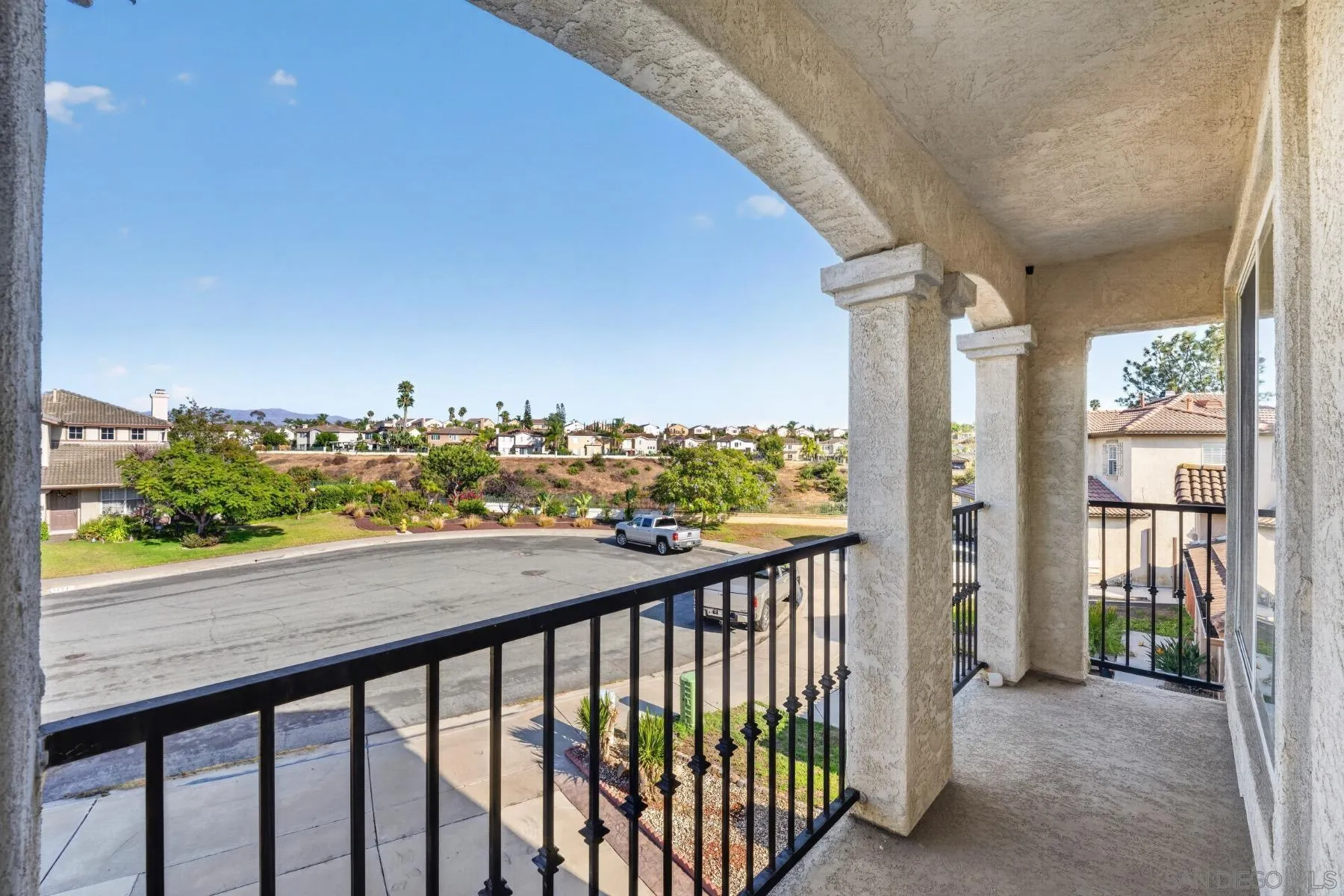 https://cdn.realtyfeed.com/cdn/127/260019186/c31d57bac3adaa6d7b70a06975a365ce.webp
