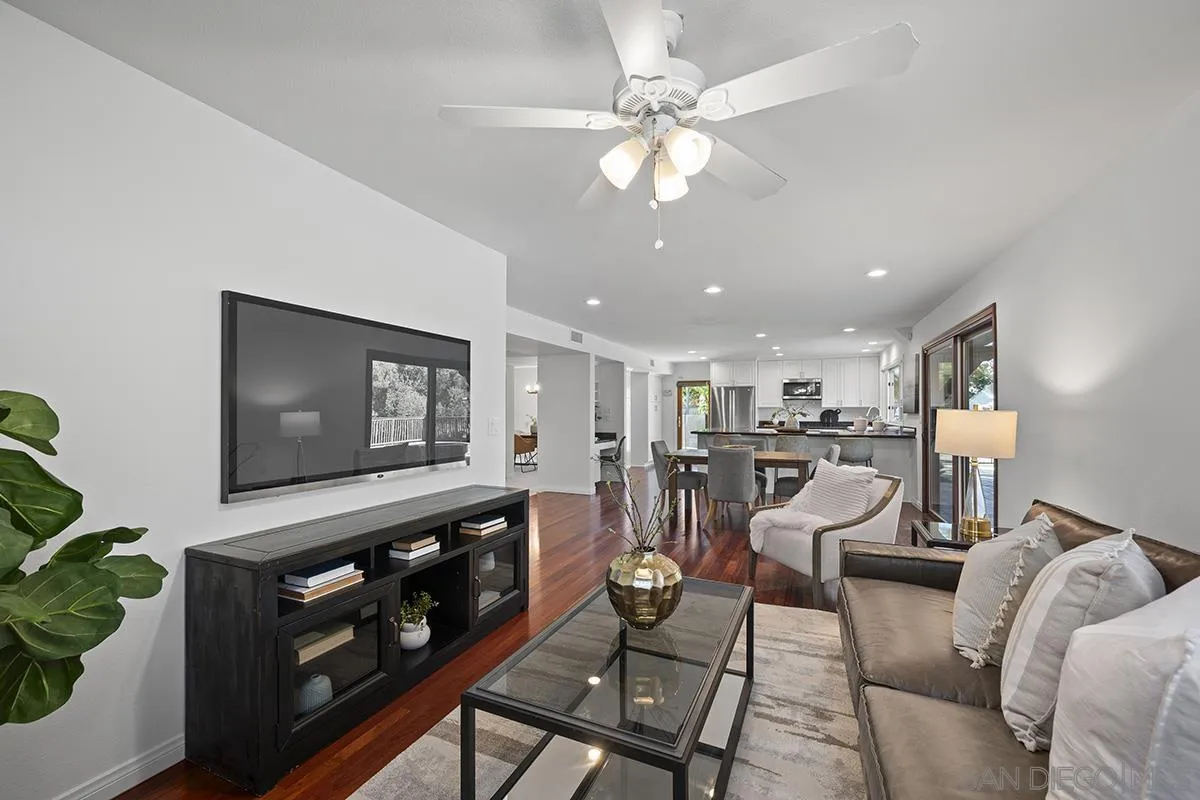 https://cdn.realtyfeed.com/cdn/127/260019191/382b42d4252851c73eb3ac6aeeeae88c.webp