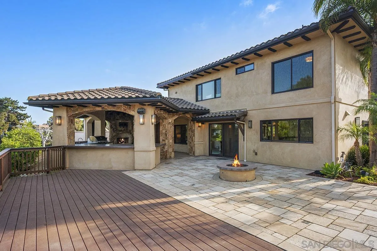 https://cdn.realtyfeed.com/cdn/127/260019191/7ddf3a5f8bbce9560543eed1af3c456d.webp
