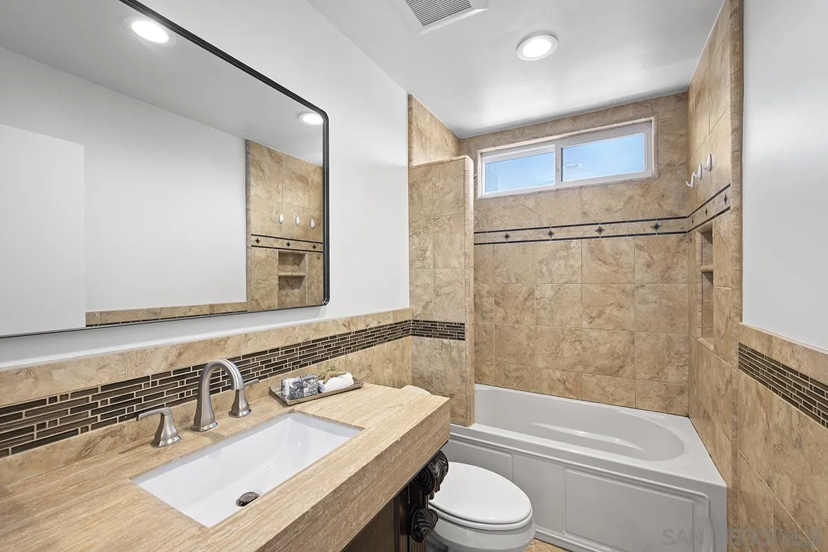 https://cdn.realtyfeed.com/cdn/127/260019191/d153f1382f75d8b40c250a4832c71afa.webp