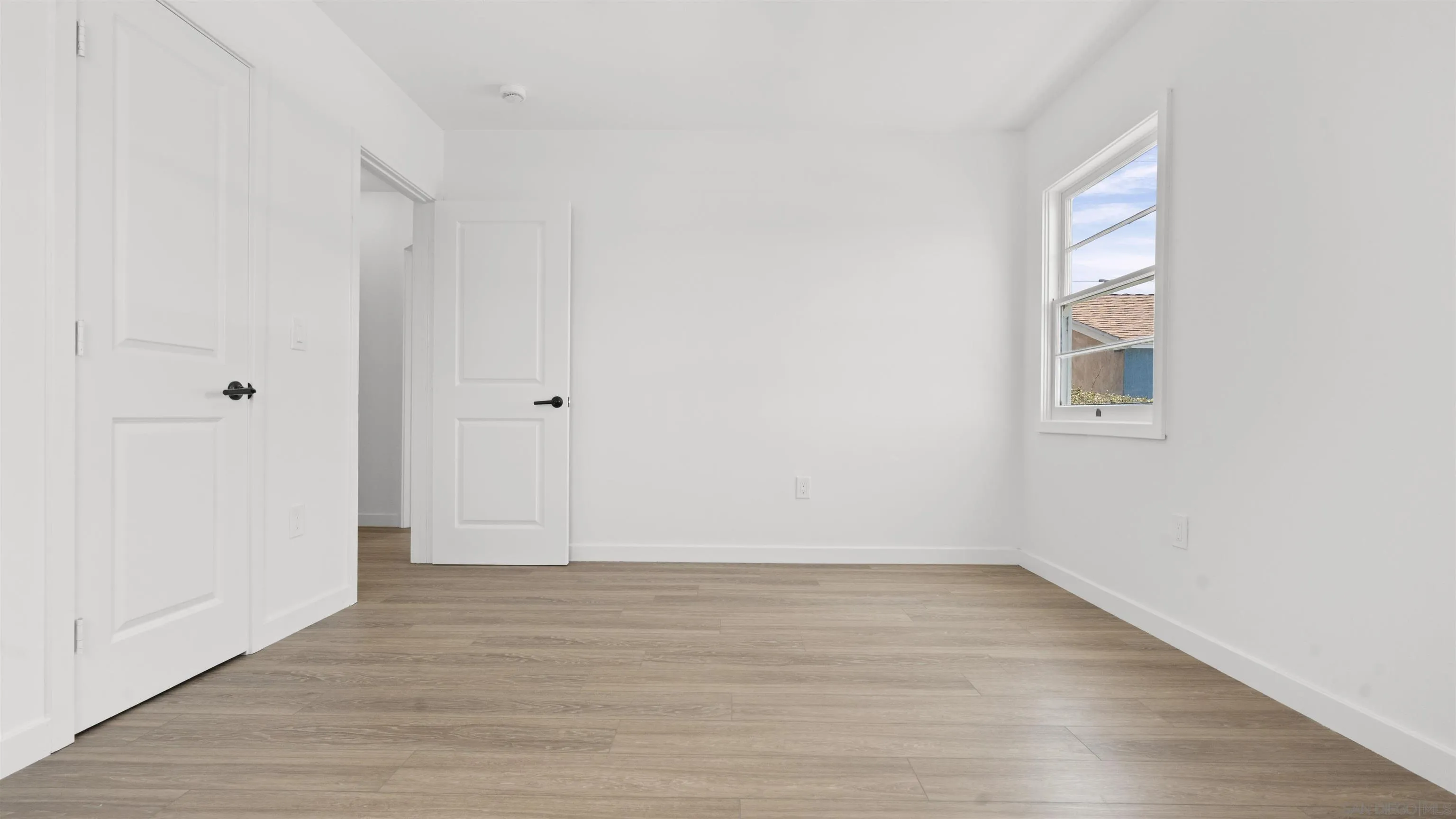 https://cdn.realtyfeed.com/cdn/127/260019192/8c50916f96de456b849fe8960d993e09.webp
