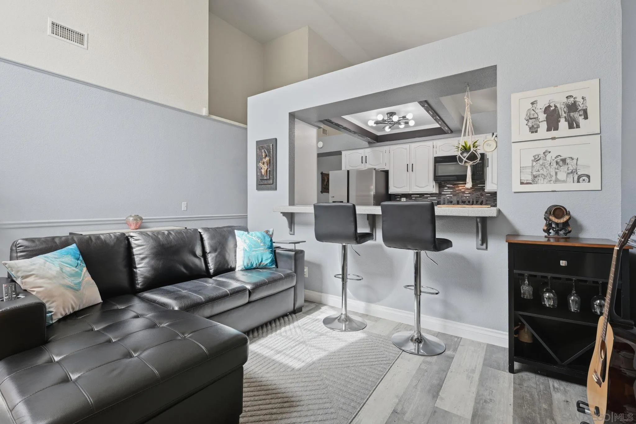 https://cdn.realtyfeed.com/cdn/127/260019195/3fa88d6708a690d64220f584c9392222.webp
