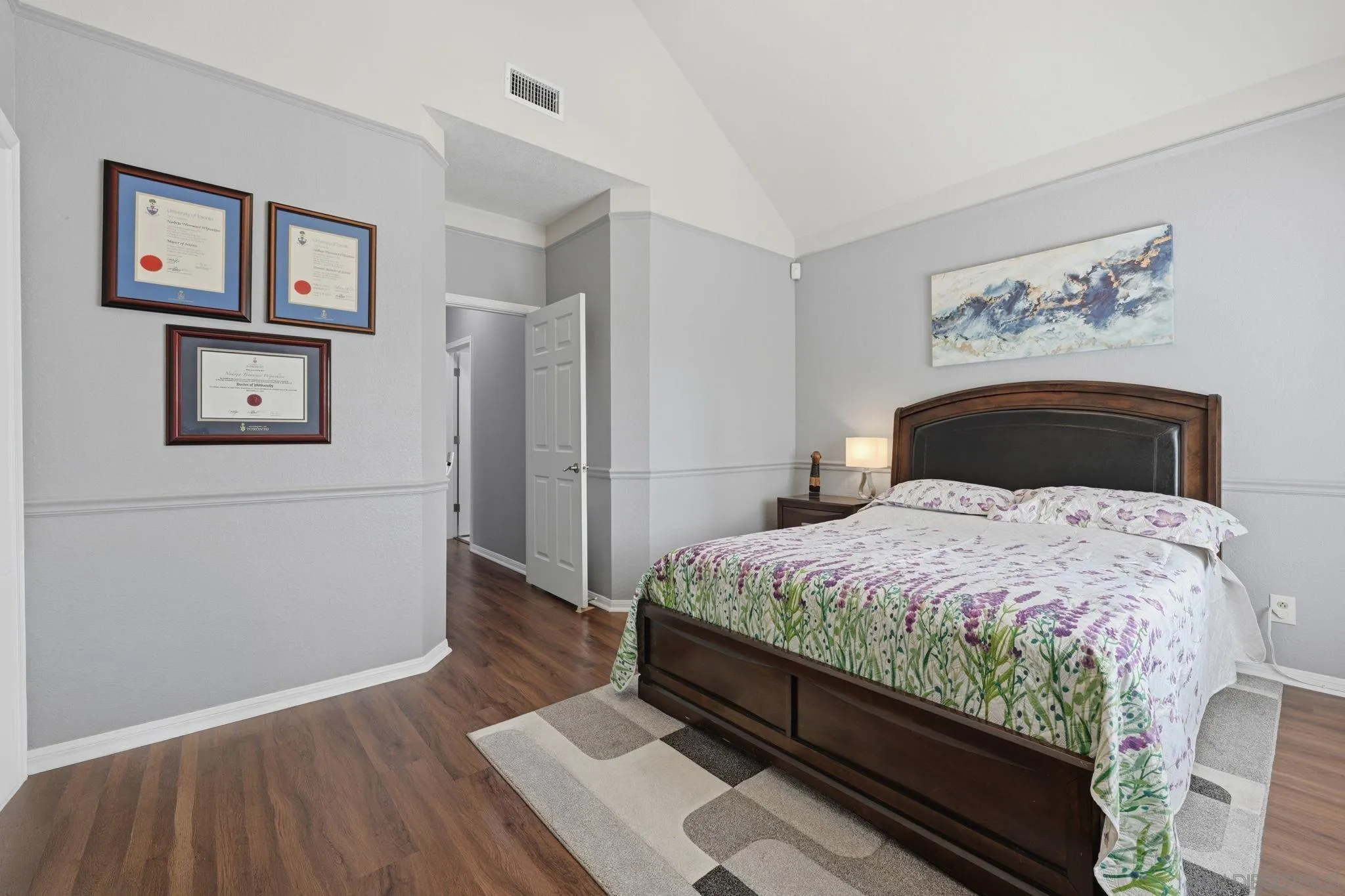 https://cdn.realtyfeed.com/cdn/127/260019195/e231f12e648fc56c251ad428da2db3ff.webp