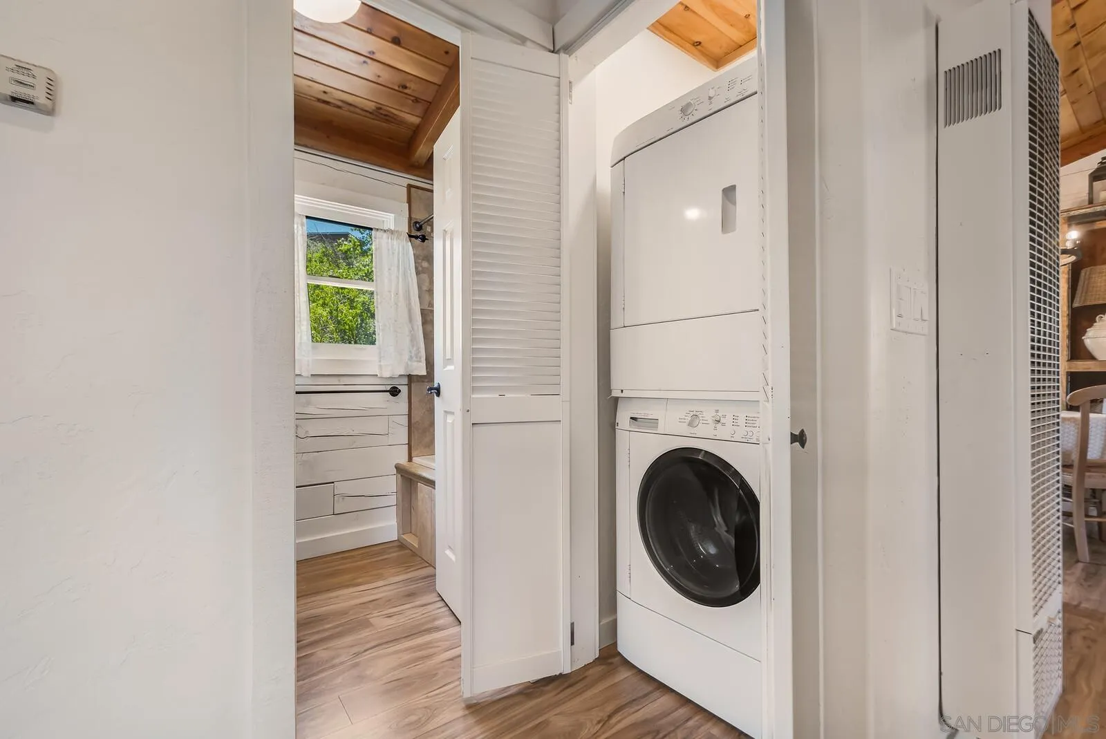 https://cdn.realtyfeed.com/cdn/127/260019199/7a2a96c0a7a5789a99178e2cdbba6f1c.webp