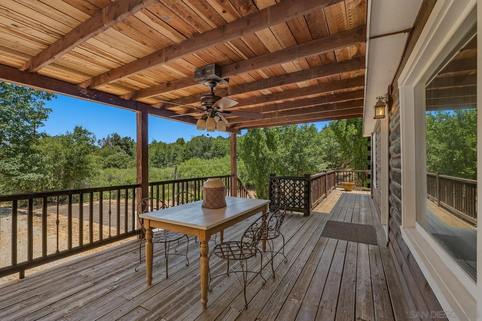 https://cdn.realtyfeed.com/cdn/127/260019199/7be8ae208919fbb89f828e9467d2c659.webp