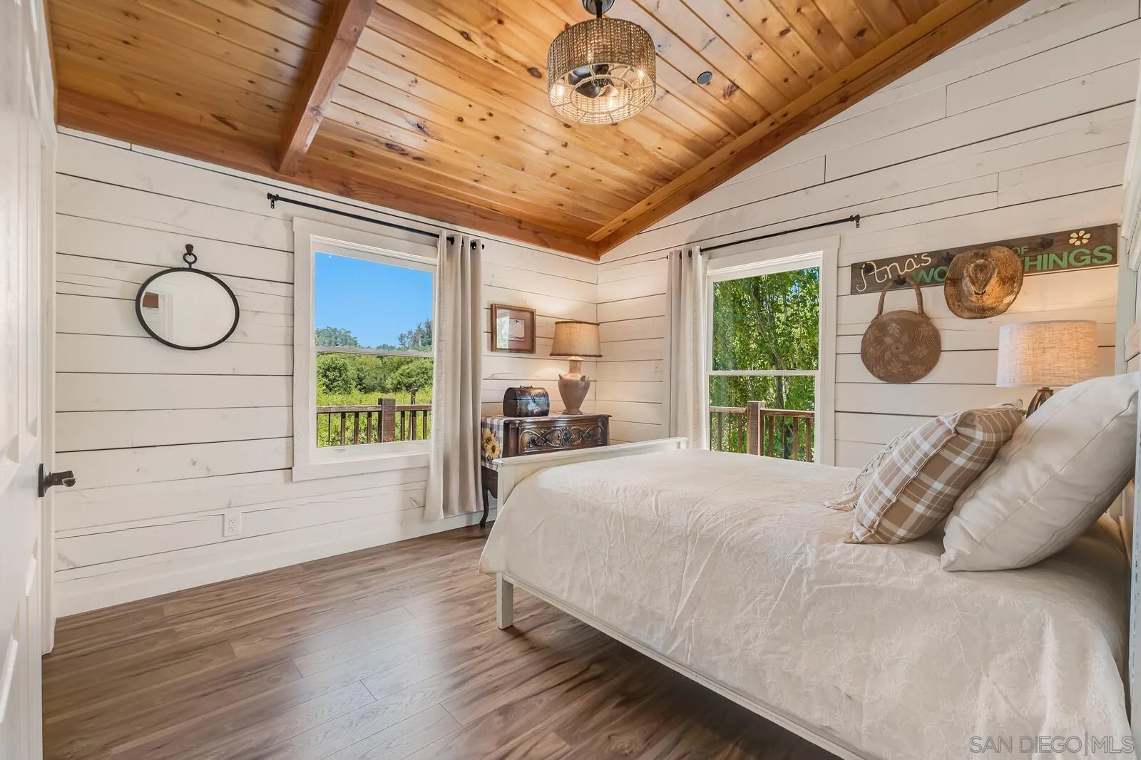 https://cdn.realtyfeed.com/cdn/127/260019199/bc1bec0b1fb9dab38ffeb6a9b764a72d.webp