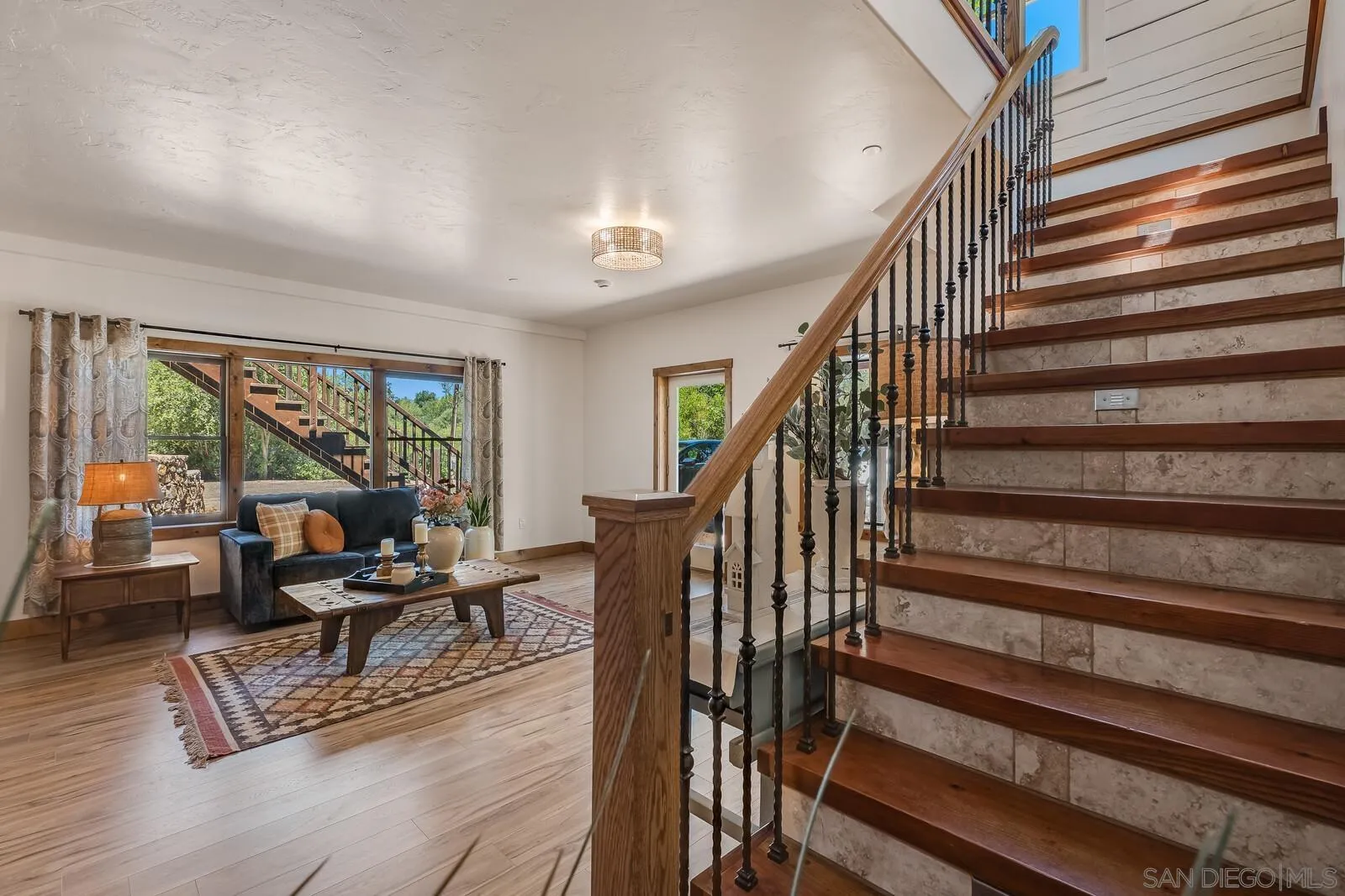 https://cdn.realtyfeed.com/cdn/127/260019199/cf138a4b5a752f812cc839bf3d187ad2.webp