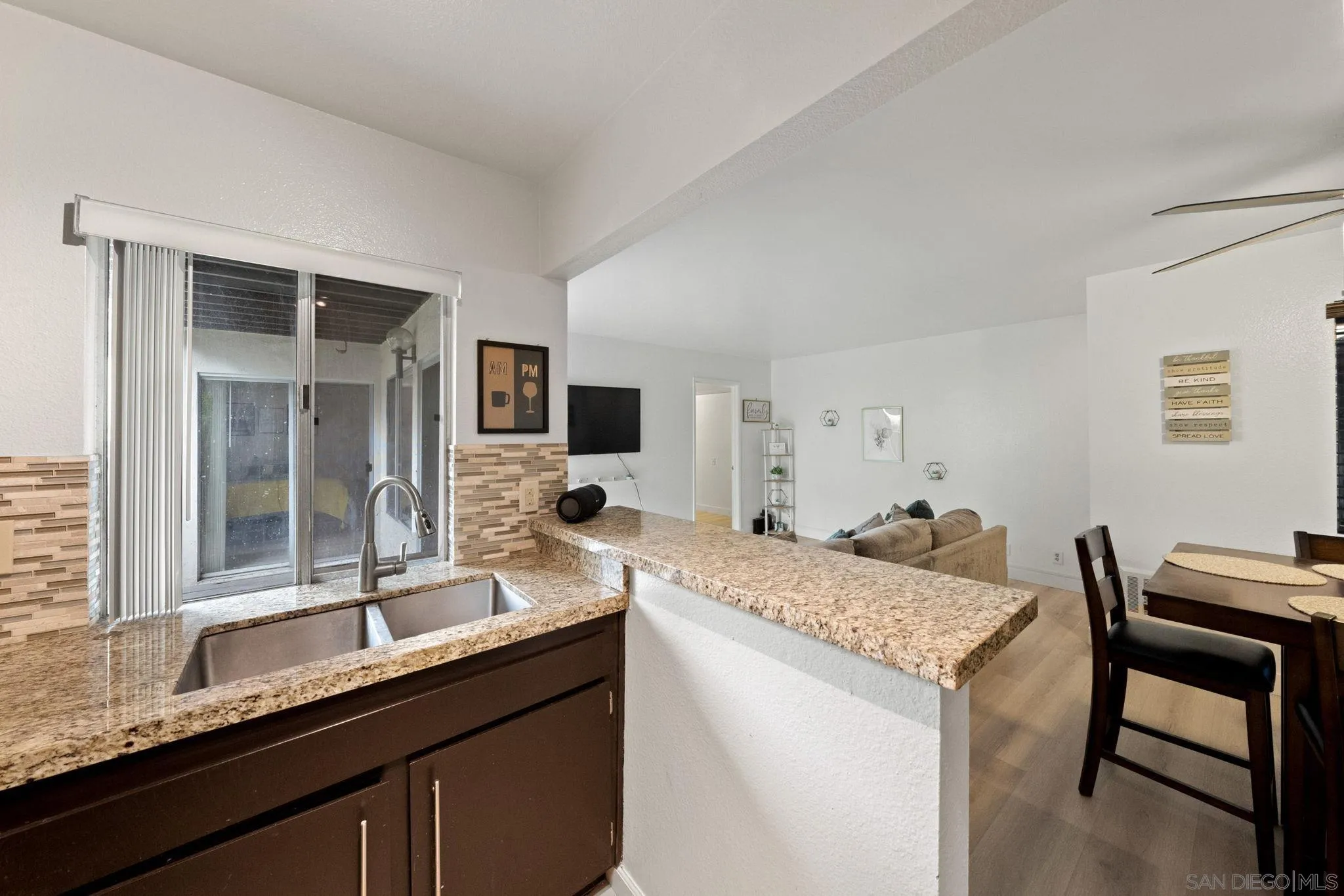 Photo #6: 260019200 Listing: Photo #6