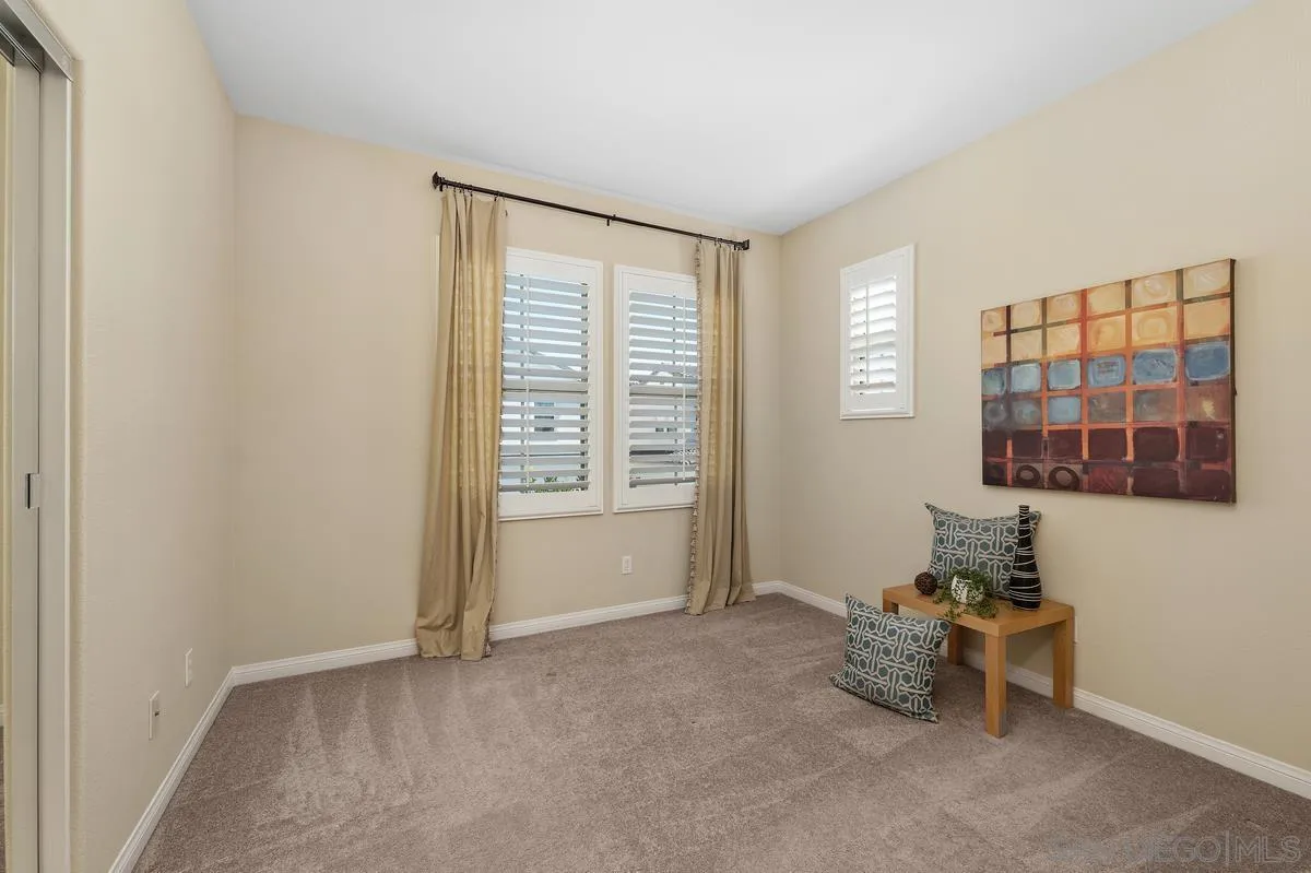 https://cdn.realtyfeed.com/cdn/127/260019202/b7bdeb667dee398ec407eee8fc01b1e1.webp