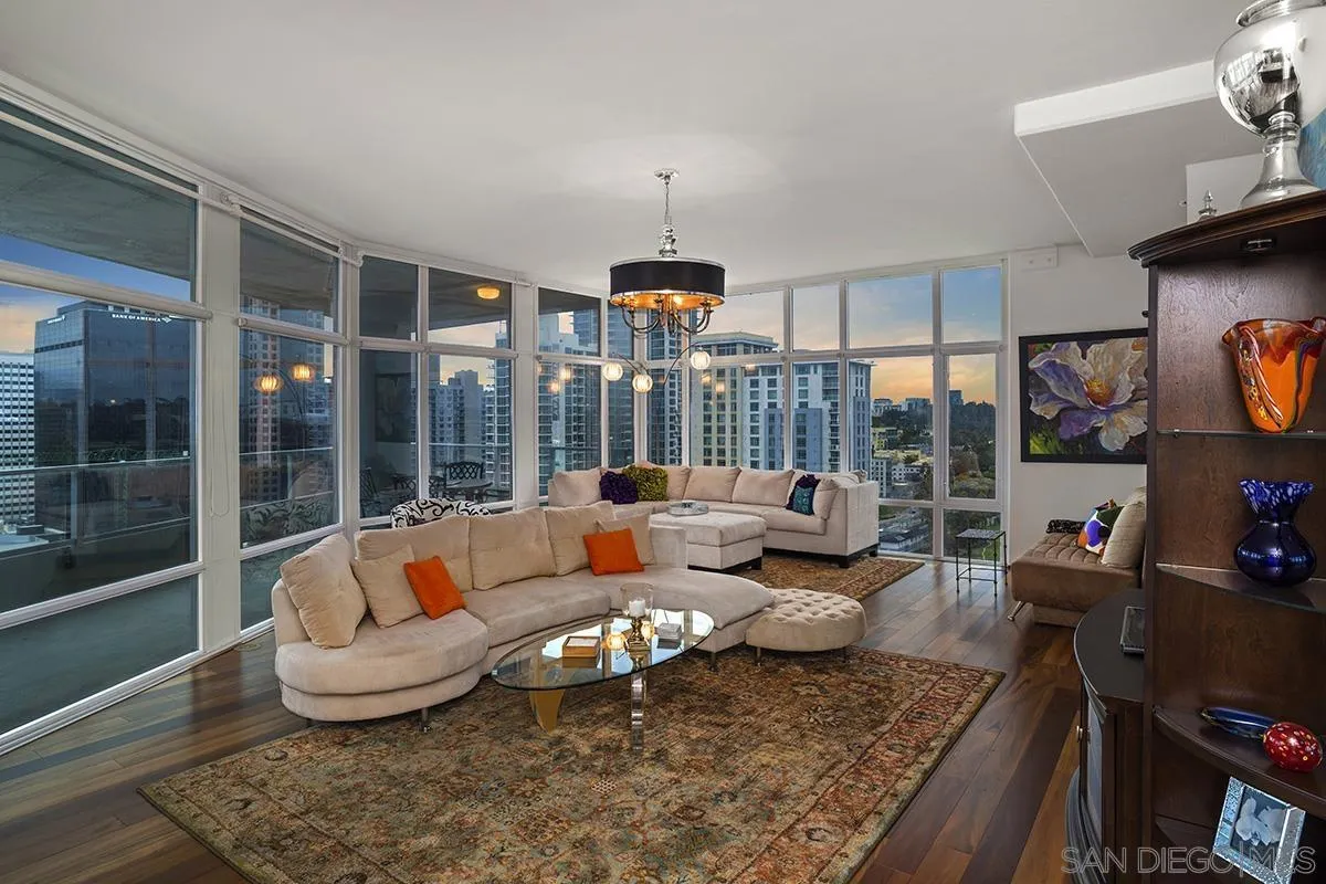Photo #3: 260019203 Listing: Photo #3