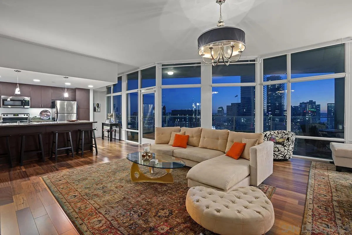 Photo #2: 260019203 Listing: Photo #2