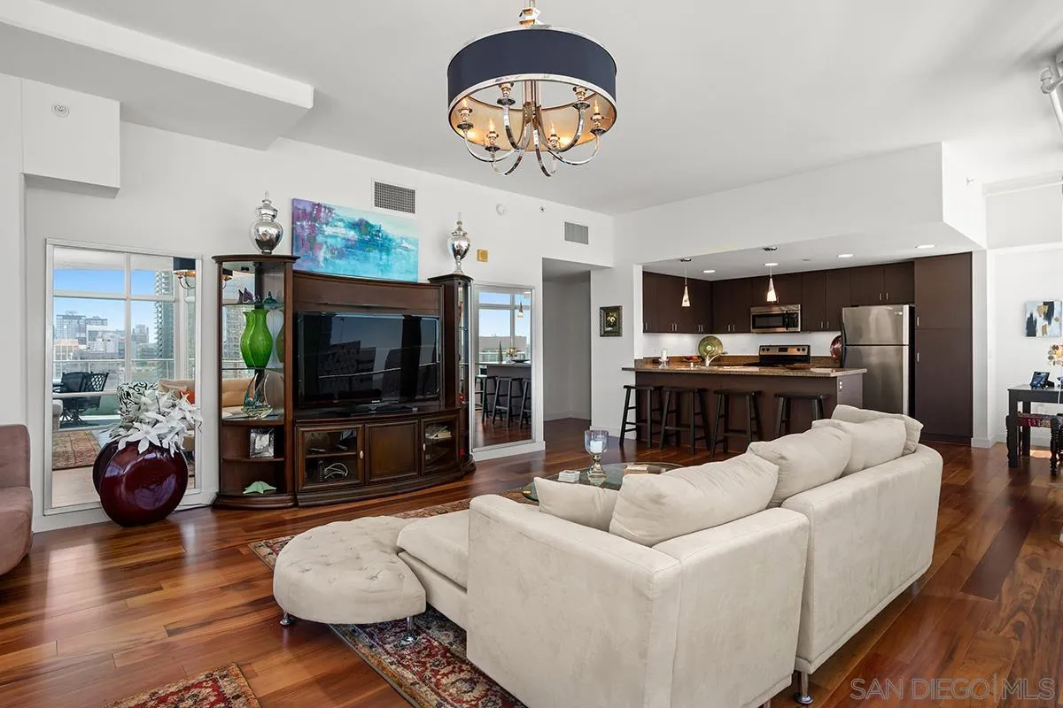 Photo #12: 260019203 Listing: Photo #12
