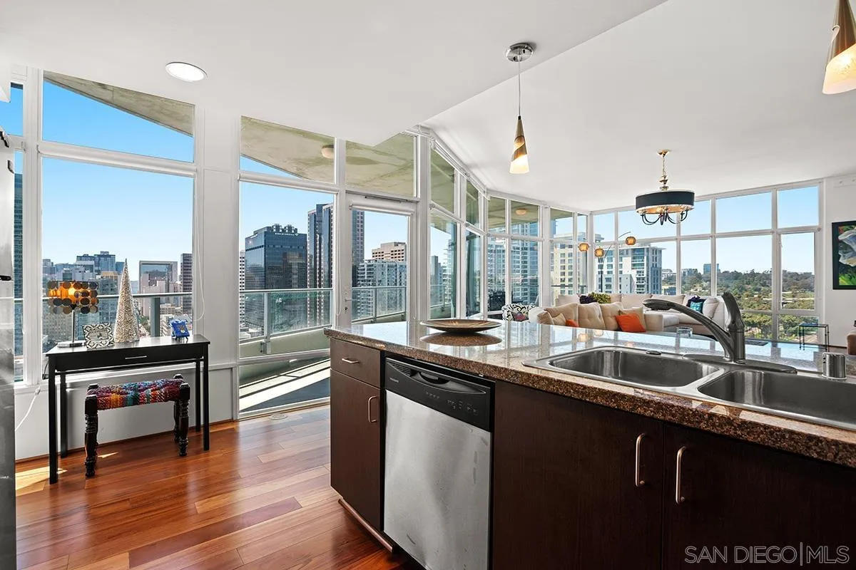 Photo #15: 260019203 Listing: Photo #15