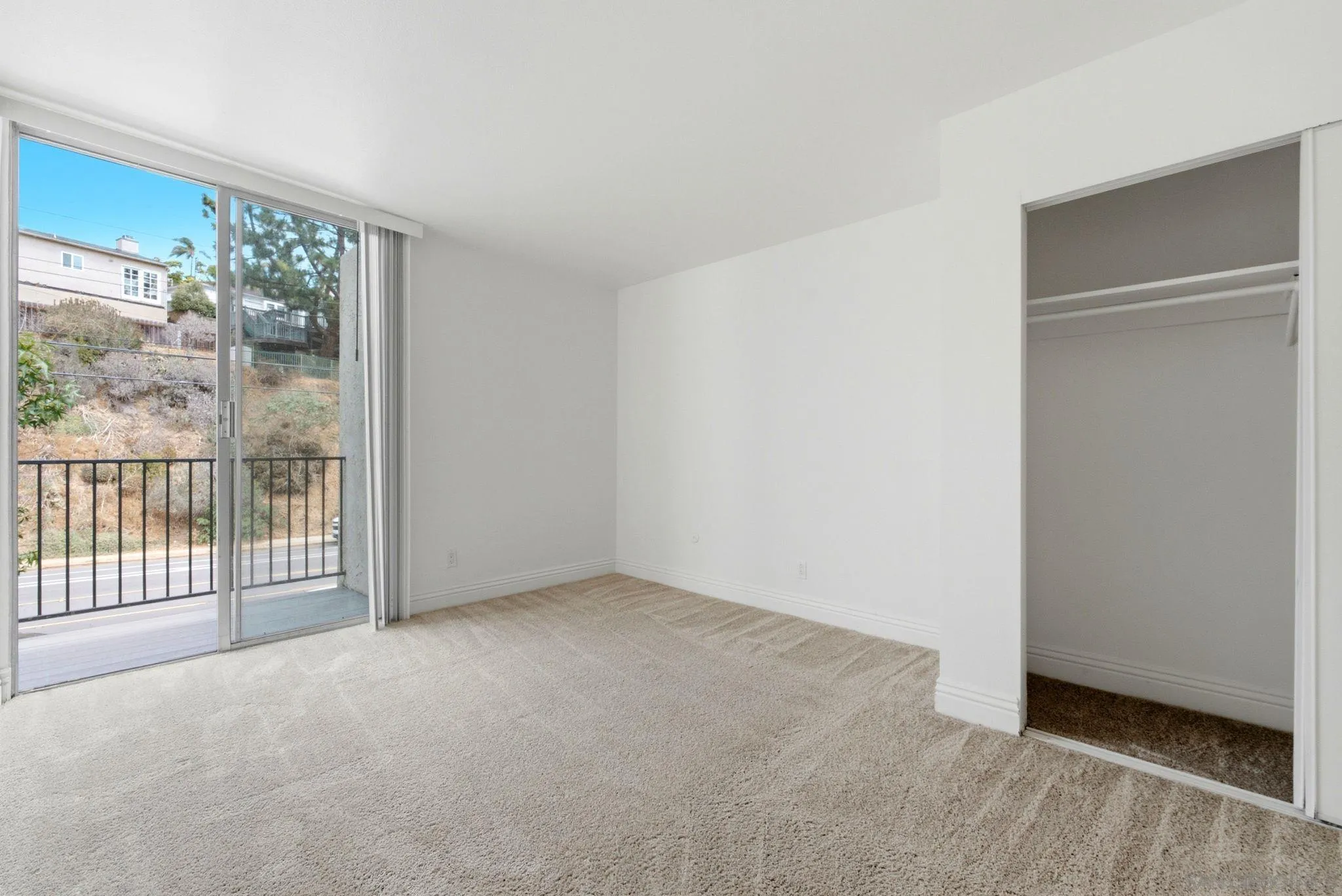 Photo #12: 260019204 Listing: Photo #12