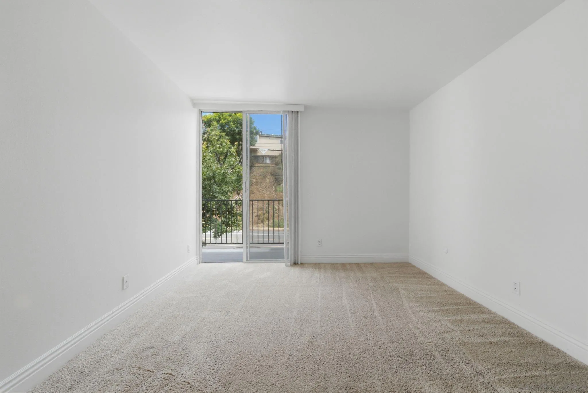 Photo #13: 260019204 Listing: Photo #13