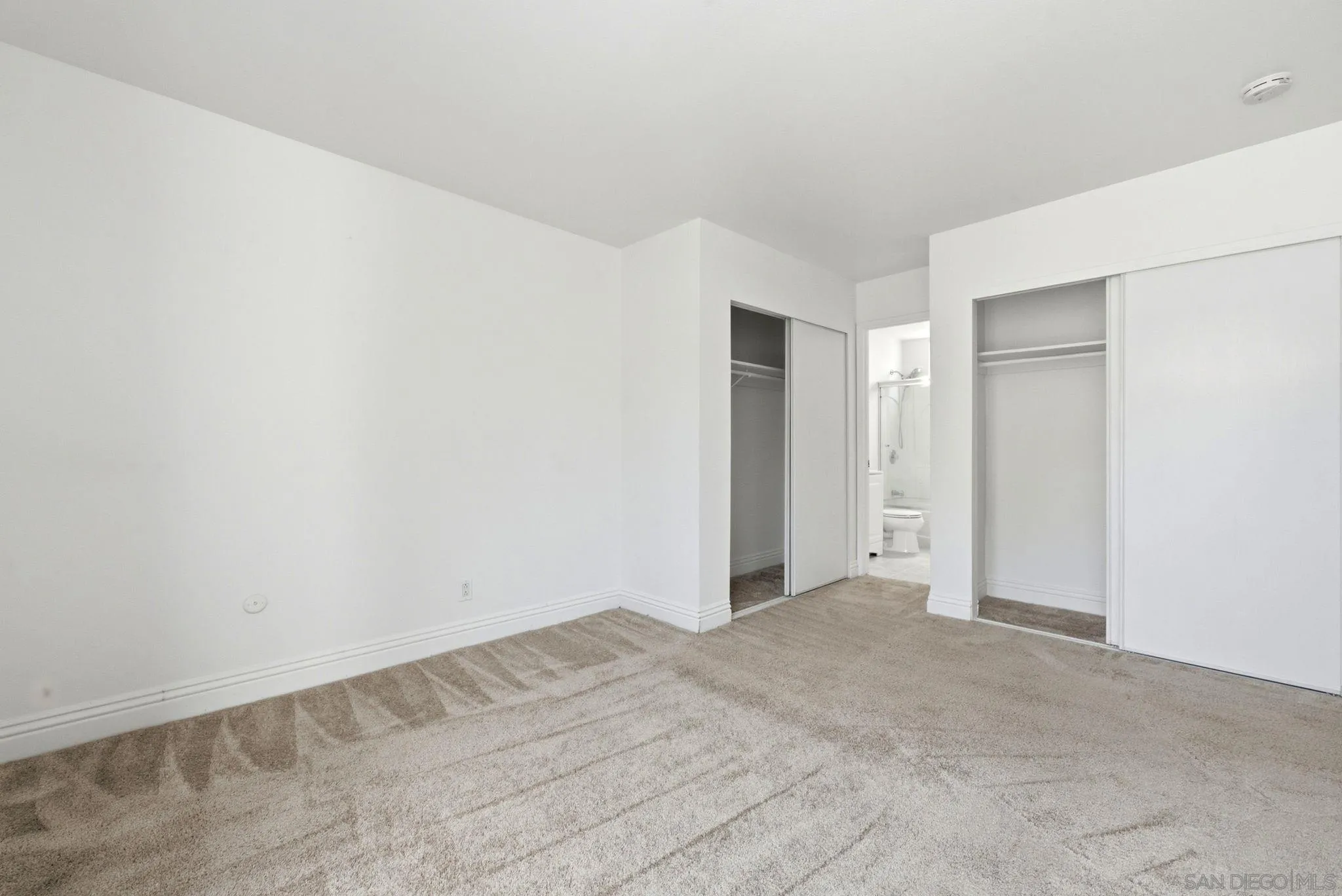 Photo #14: 260019204 Listing: Photo #14